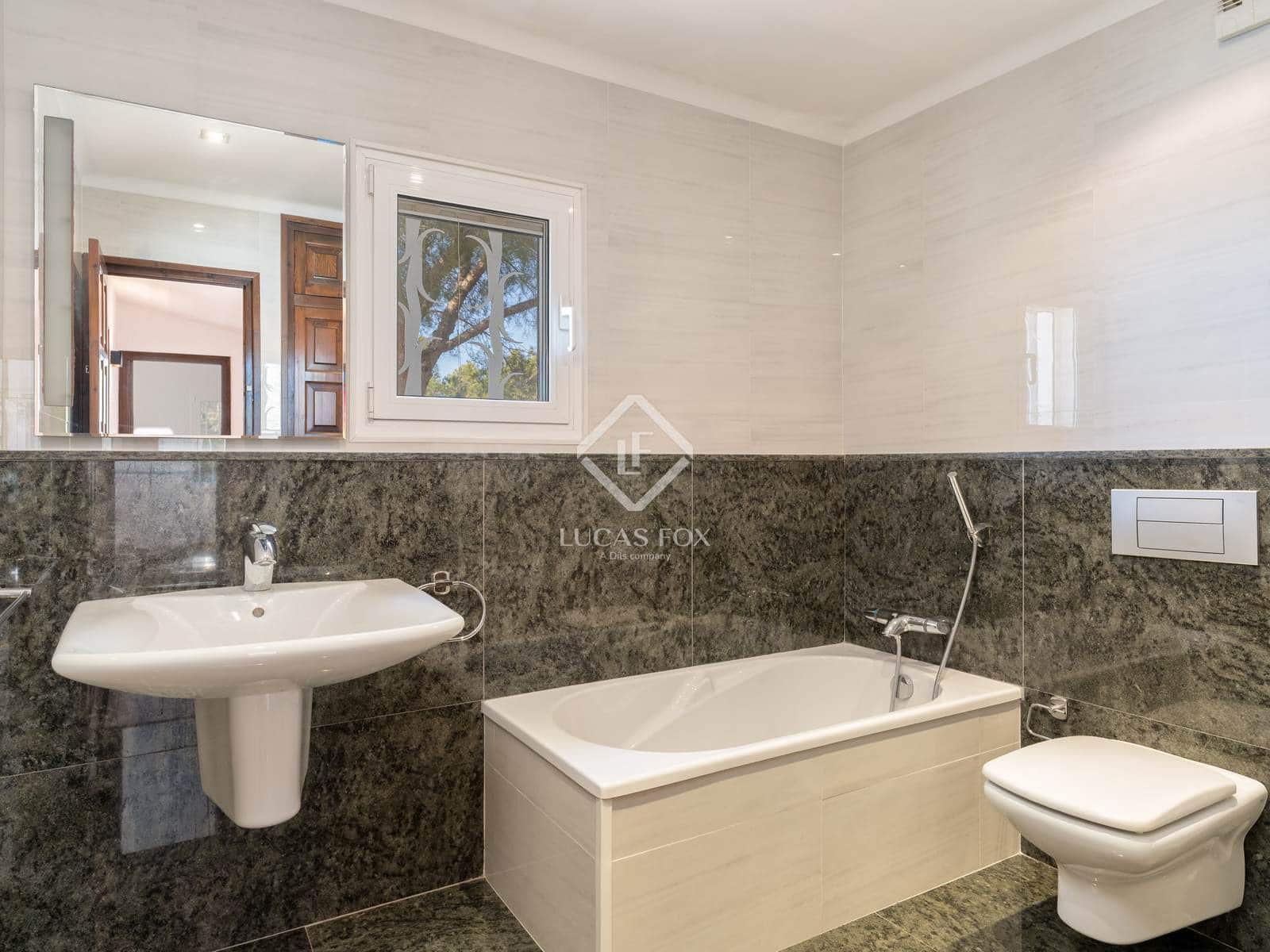 4 sypialnia Willa na sprzedaż w Roses z basenem garażem - 1 295 000 € (Ref: 9412644)