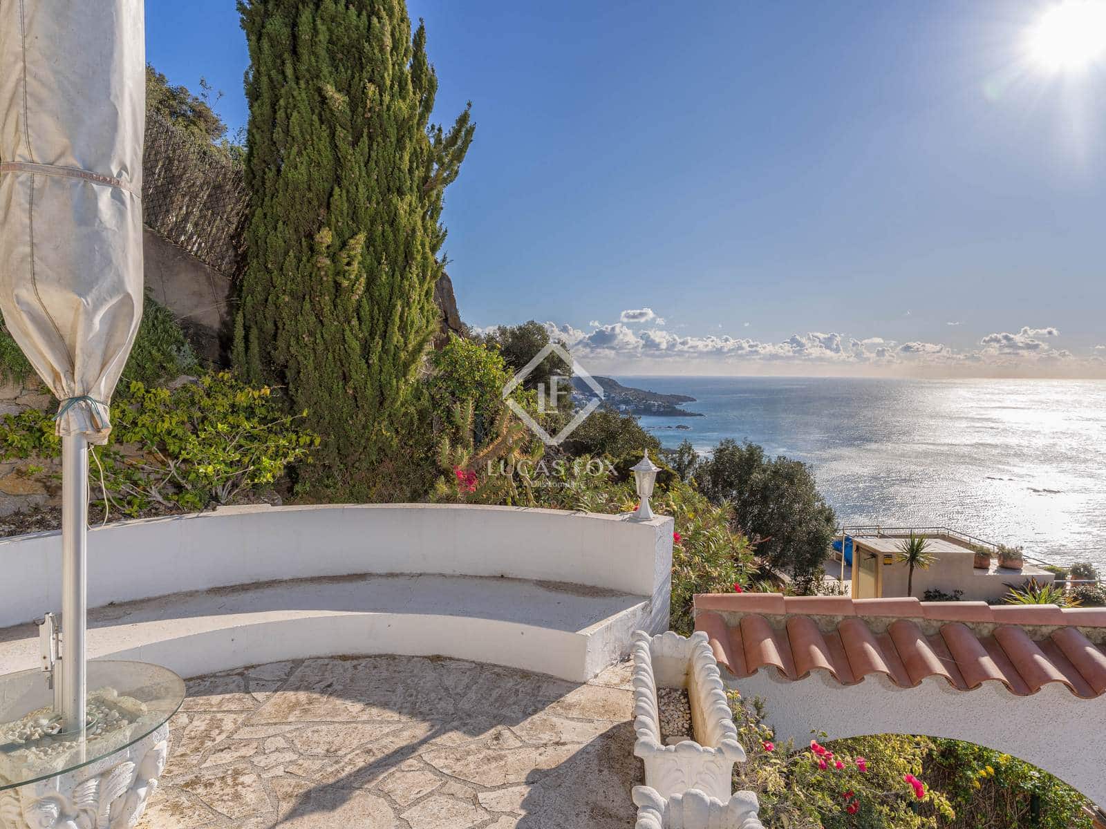 4 sypialnia Willa na sprzedaż w Roses z basenem garażem - 1 295 000 € (Ref: 9412644)