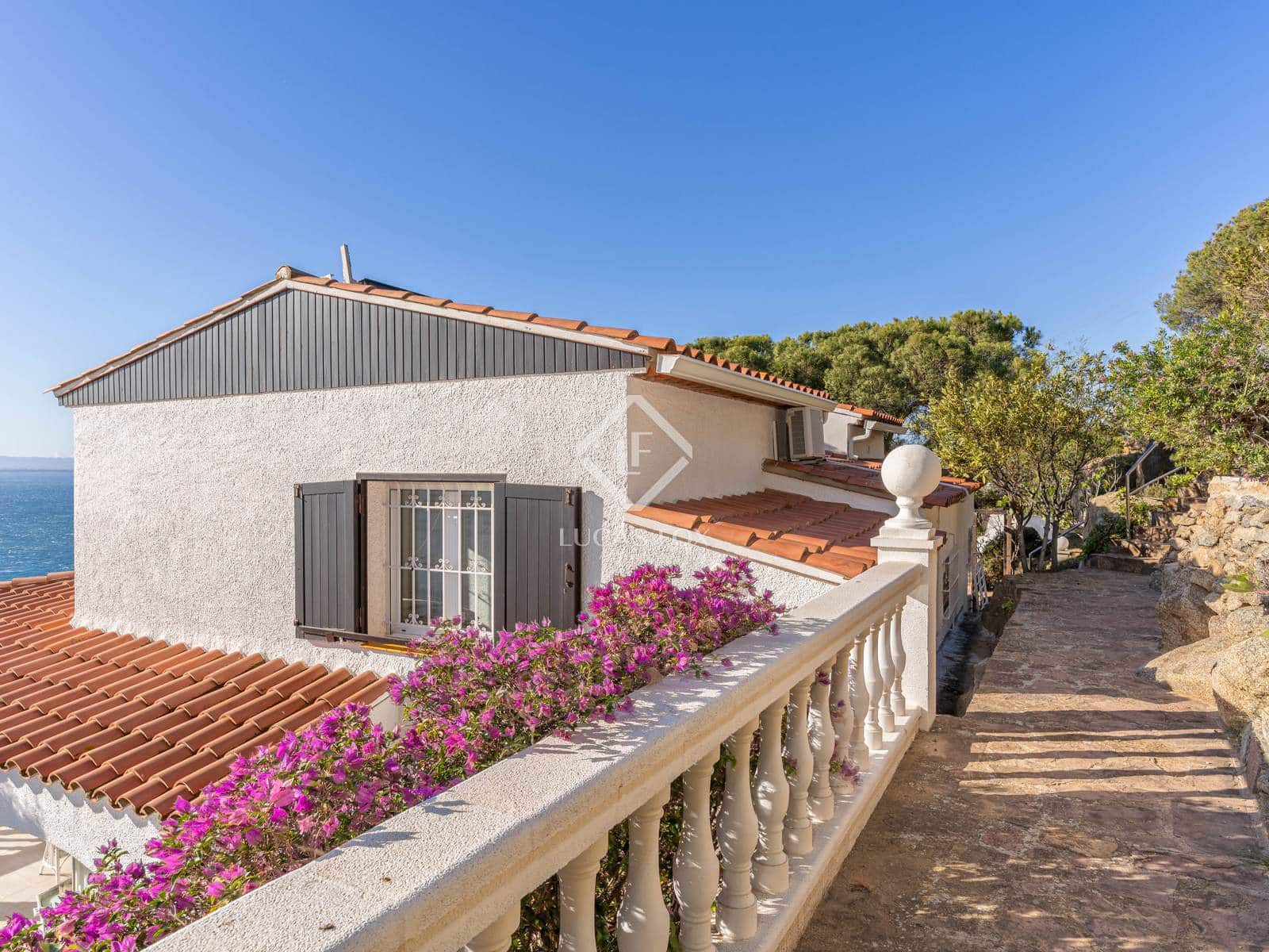 4 sypialnia Willa na sprzedaż w Roses z basenem garażem - 1 295 000 € (Ref: 9412644)