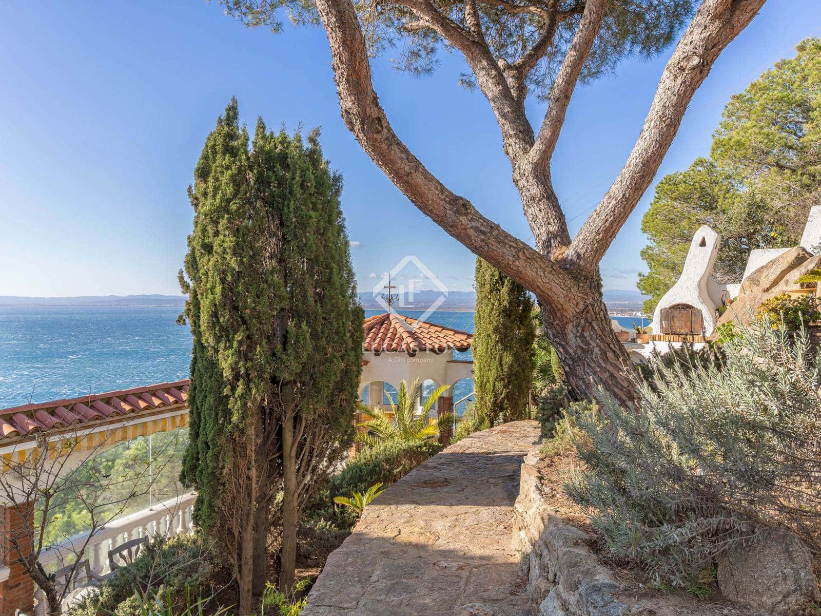 4 sypialnia Willa na sprzedaż w Roses z basenem garażem - 1 295 000 € (Ref: 9412644)