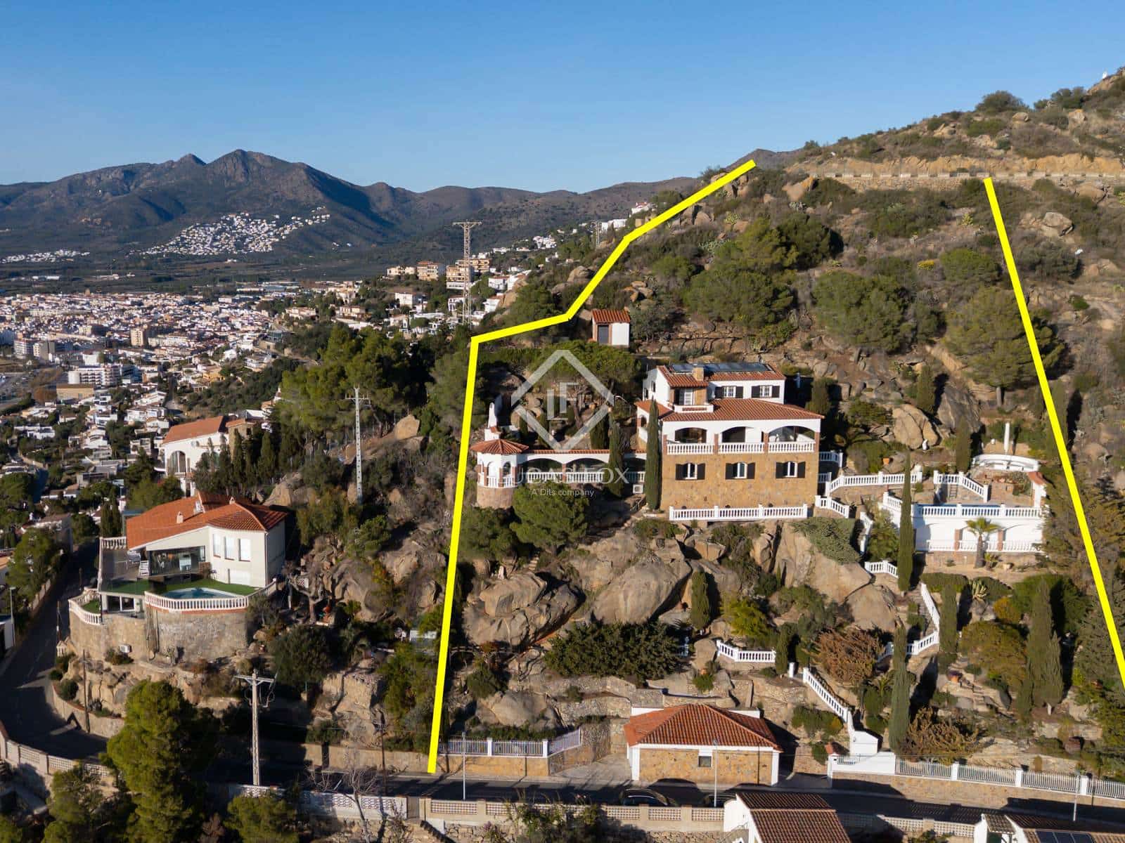 4 sypialnia Willa na sprzedaż w Roses z basenem garażem - 1 295 000 € (Ref: 9412644)