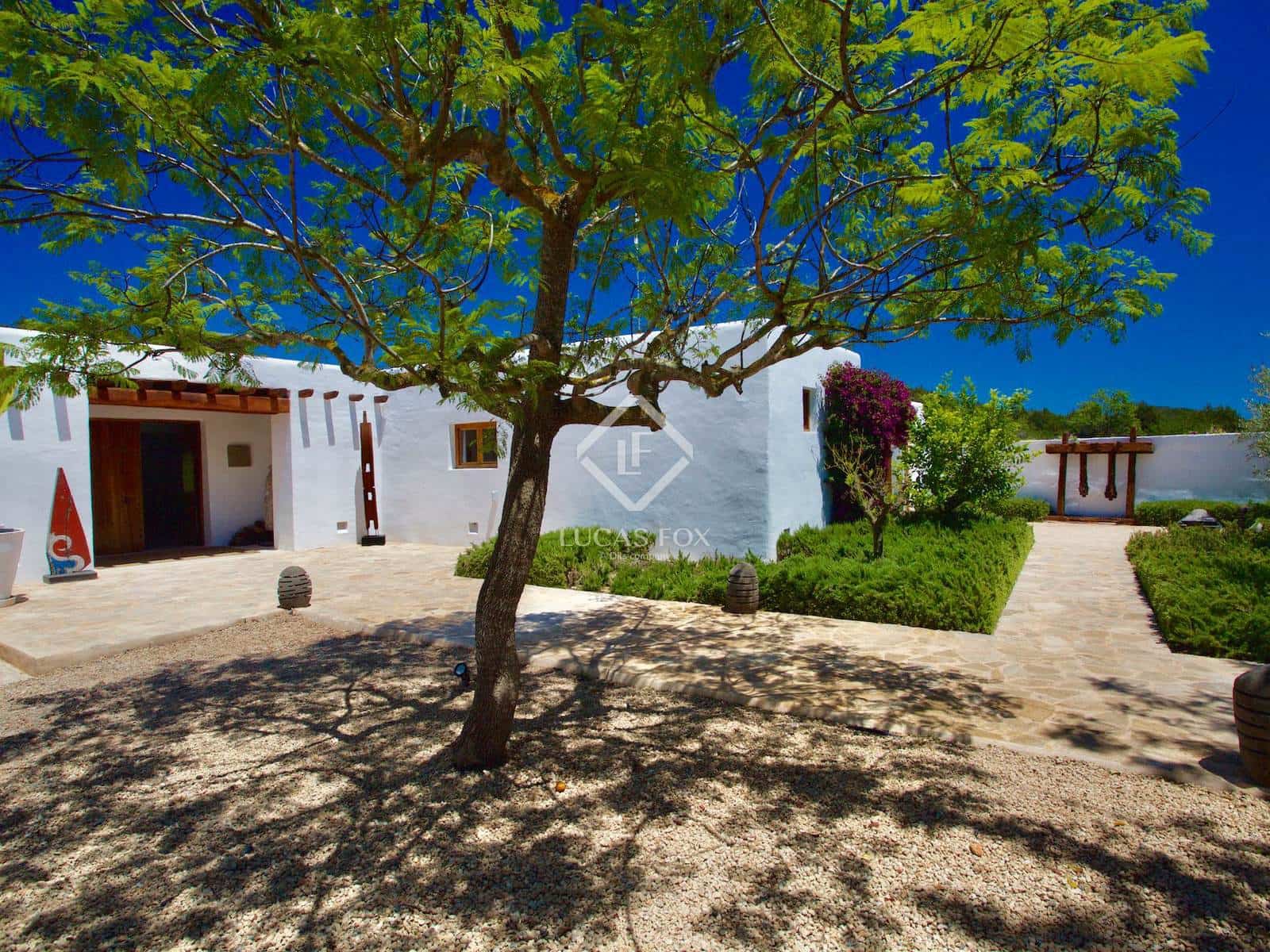 5 sovrum Finca/Hus på landet till salu i Santa Gertrudis de Fruitera med pool garage - 6 500 000 € (Ref: 9412645)