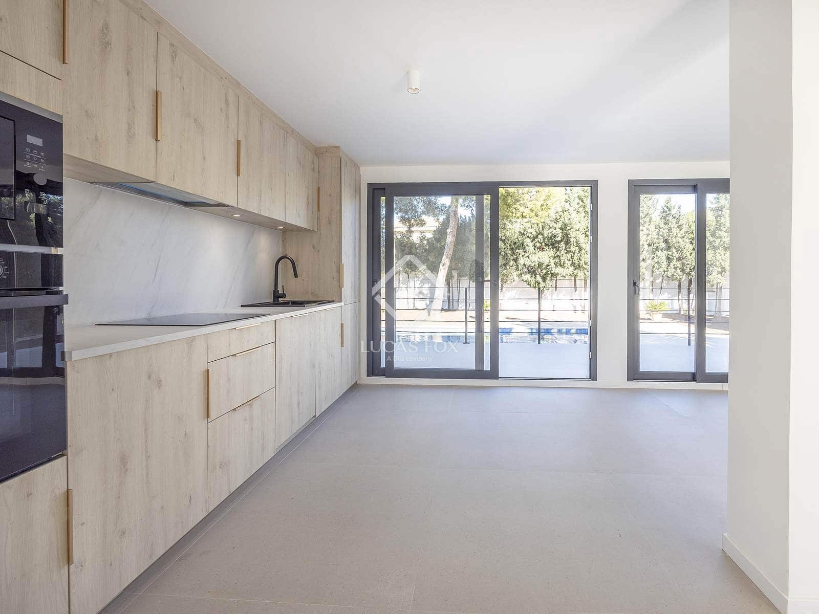 4 soverom Villa til salgs i San Antonio de Benageber med svømmebasseng garasje - € 795 000 (Ref: 9412646)