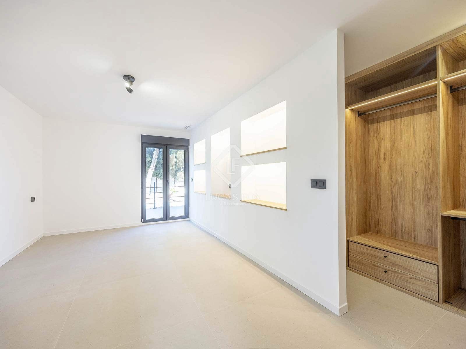 4 soverom Villa til salgs i San Antonio de Benageber med svømmebasseng garasje - € 795 000 (Ref: 9412646)