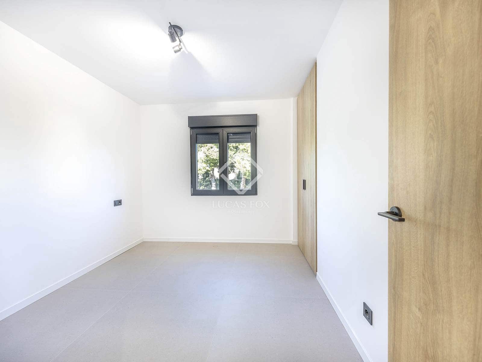 4 soverom Villa til salgs i San Antonio de Benageber med svømmebasseng garasje - € 795 000 (Ref: 9412646)