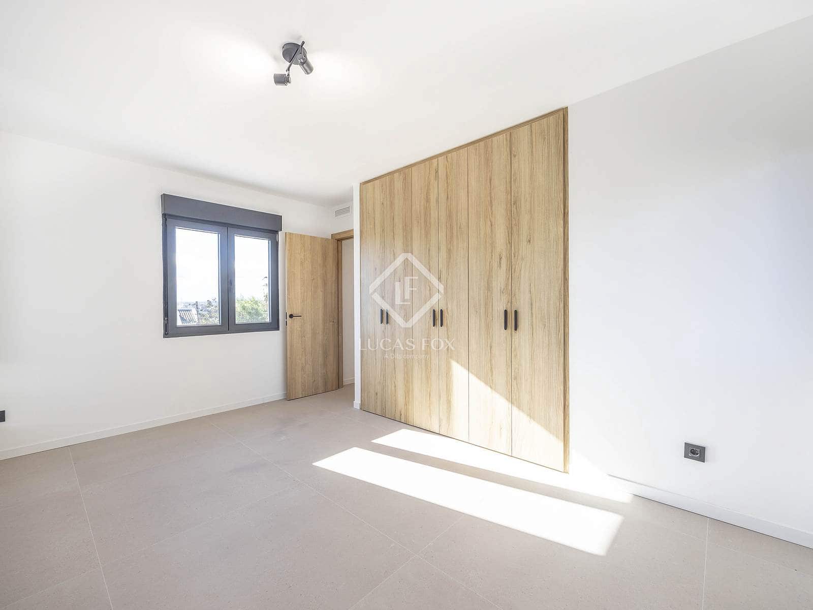 4 soverom Villa til salgs i San Antonio de Benageber med svømmebasseng garasje - € 795 000 (Ref: 9412646)