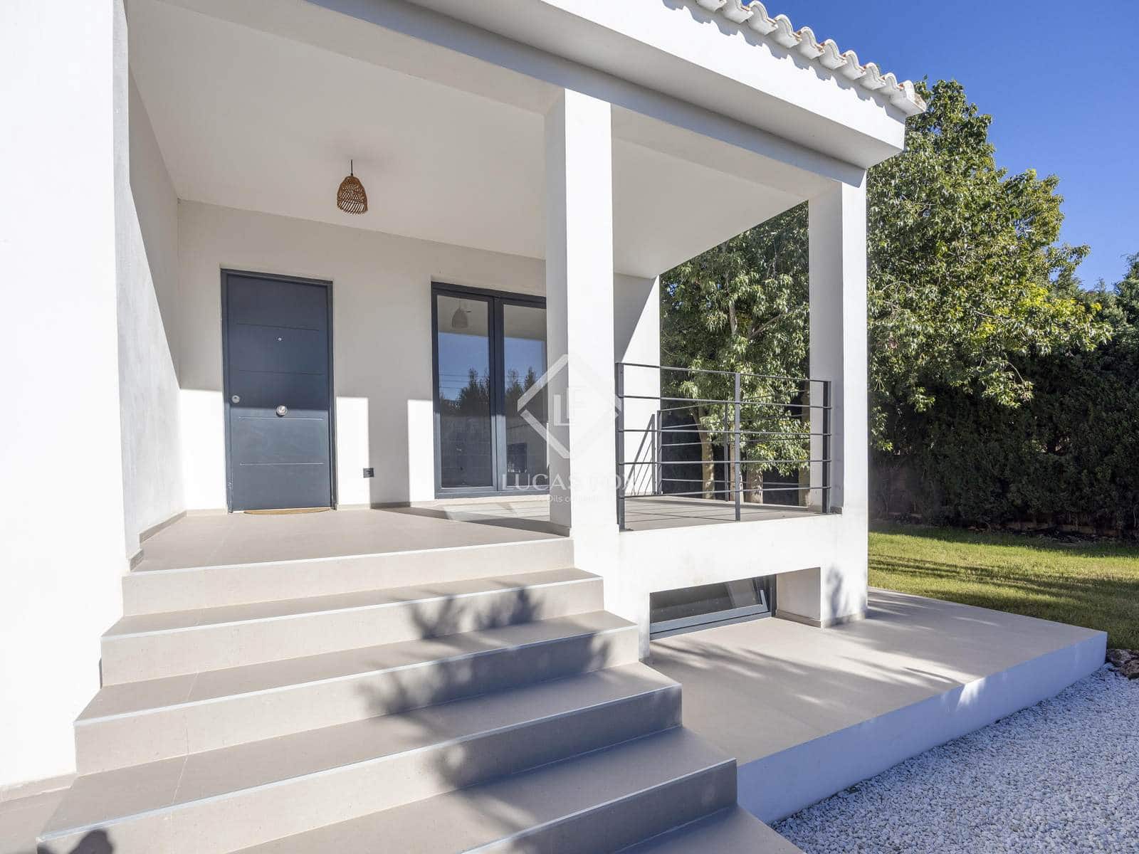 4 soverom Villa til salgs i San Antonio de Benageber med svømmebasseng garasje - € 795 000 (Ref: 9412646)