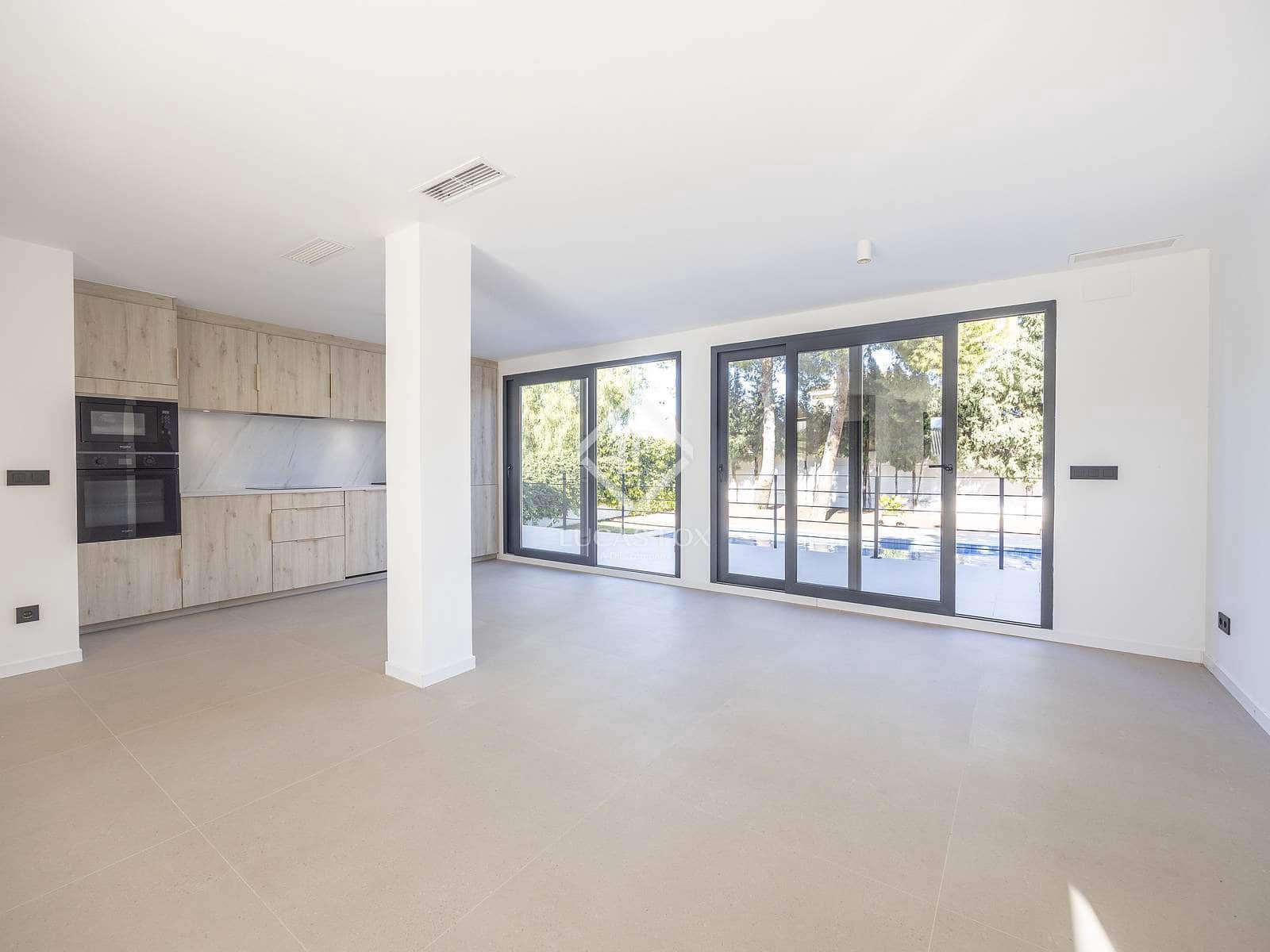 4 soverom Villa til salgs i San Antonio de Benageber med svømmebasseng garasje - € 795 000 (Ref: 9412646)