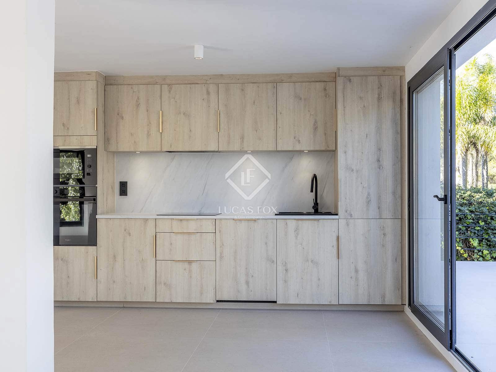 4 soverom Villa til salgs i San Antonio de Benageber med svømmebasseng garasje - € 795 000 (Ref: 9412646)