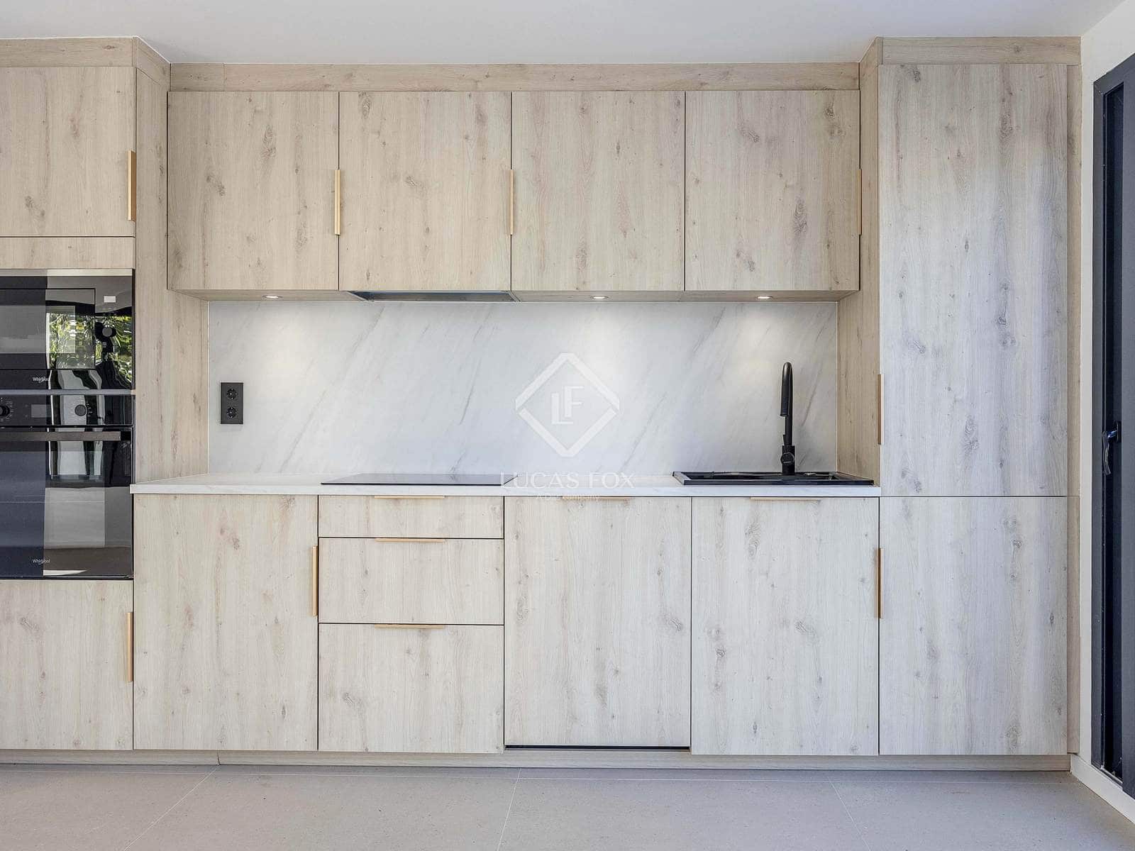 4 soverom Villa til salgs i San Antonio de Benageber med svømmebasseng garasje - € 795 000 (Ref: 9412646)