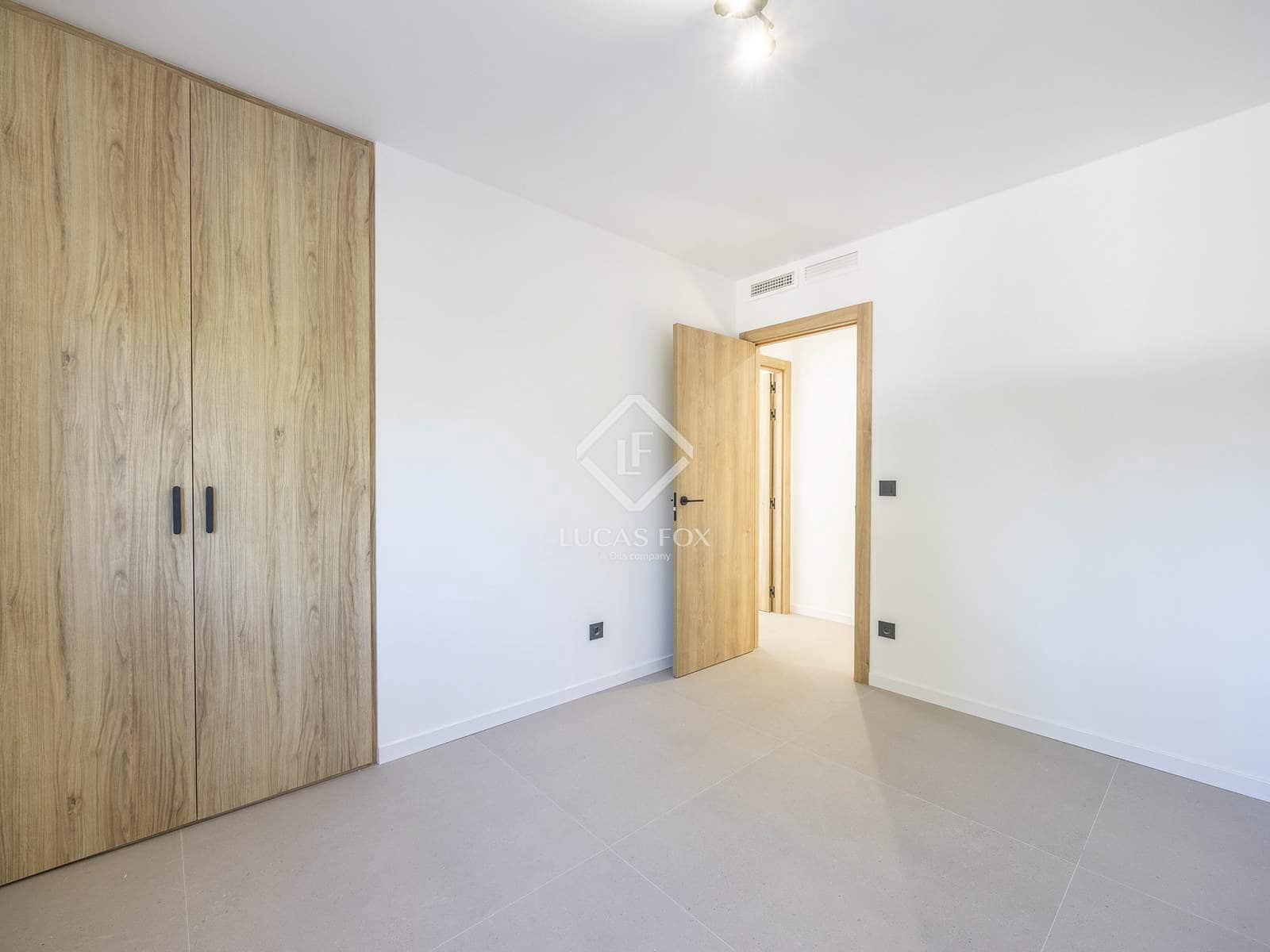 4 soverom Villa til salgs i San Antonio de Benageber med svømmebasseng garasje - € 795 000 (Ref: 9412646)