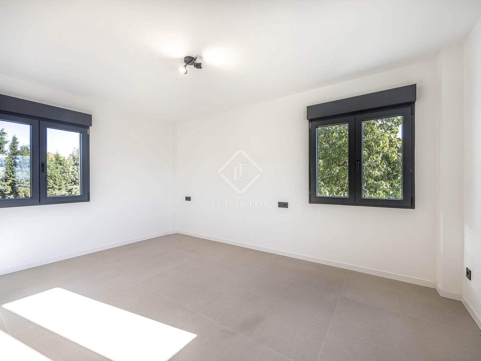 4 soverom Villa til salgs i San Antonio de Benageber med svømmebasseng garasje - € 795 000 (Ref: 9412646)