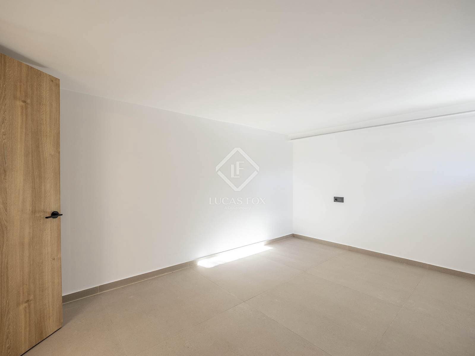 4 soverom Villa til salgs i San Antonio de Benageber med svømmebasseng garasje - € 795 000 (Ref: 9412646)