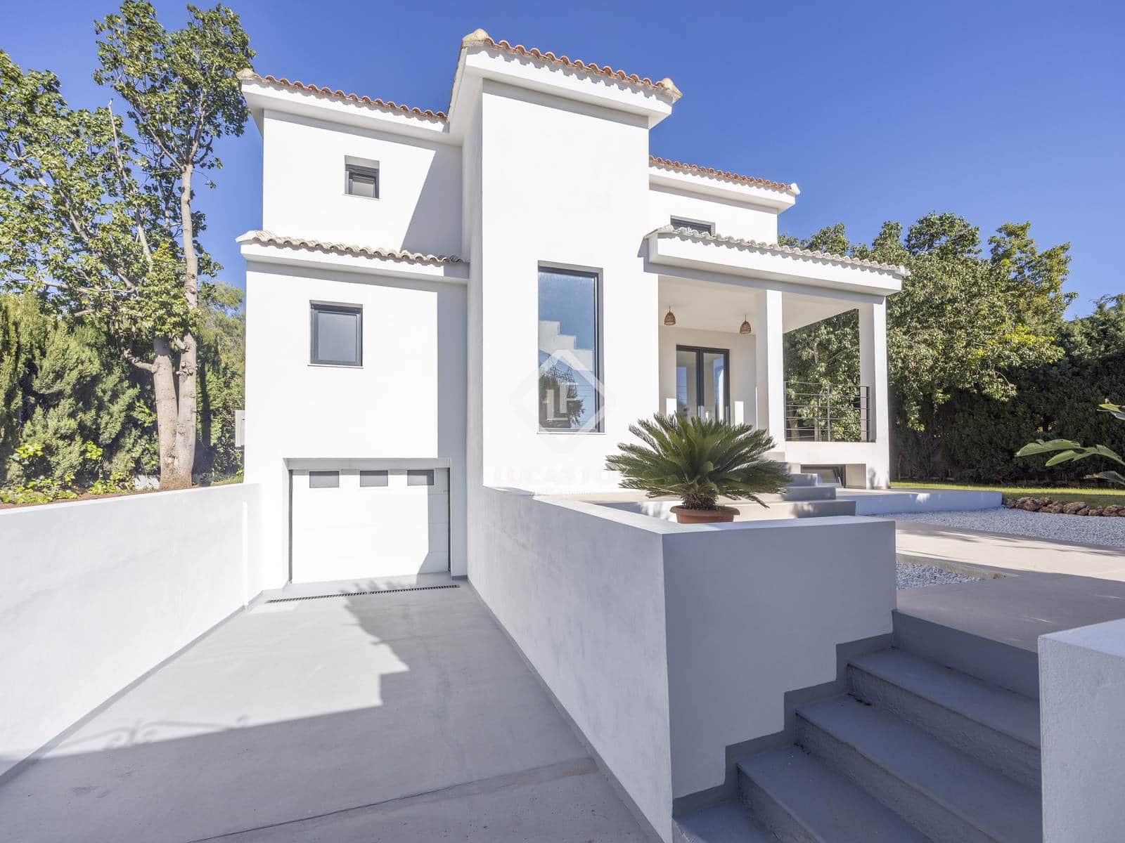 4 soverom Villa til salgs i San Antonio de Benageber med svømmebasseng garasje - € 795 000 (Ref: 9412646)