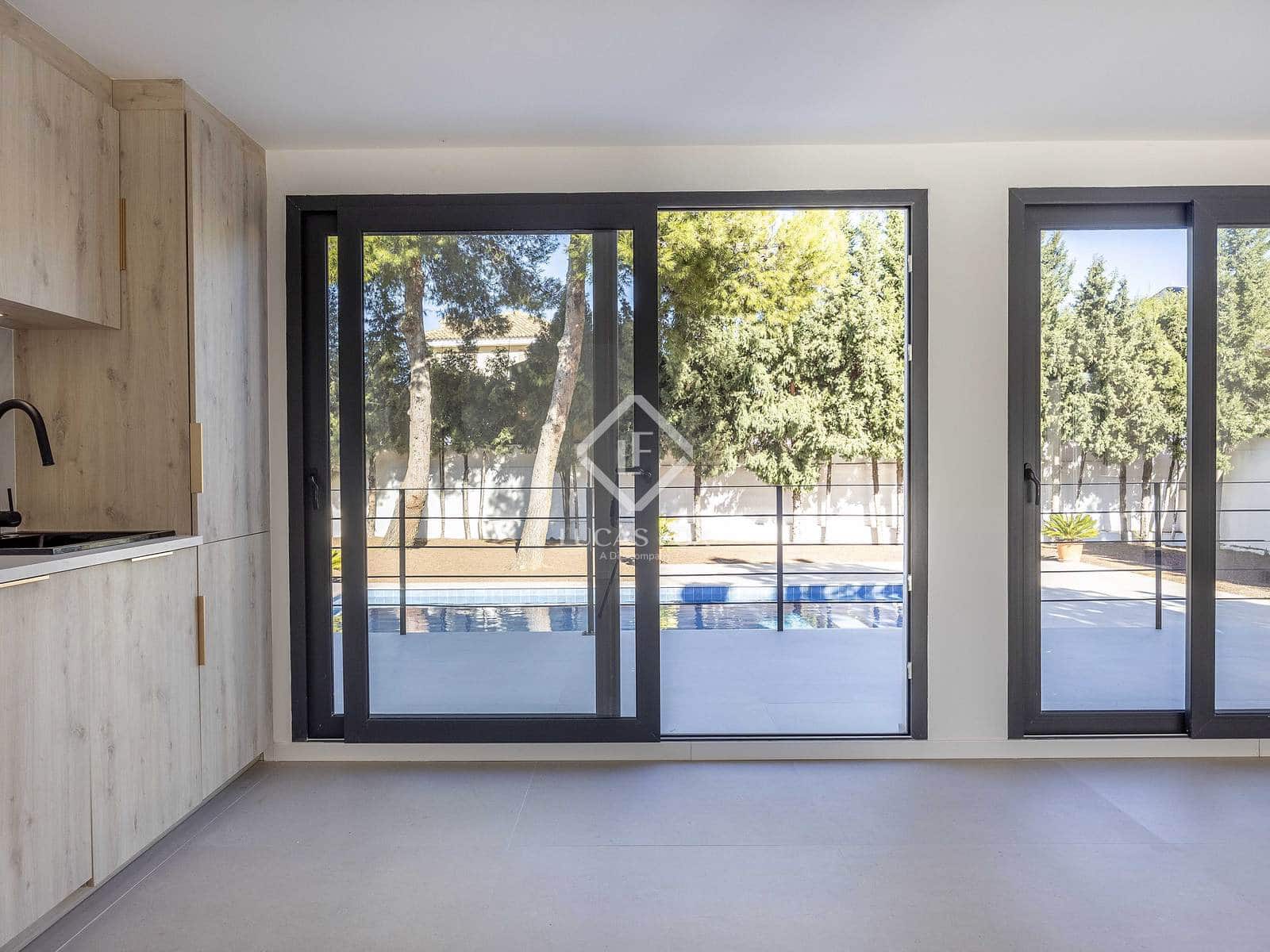 4 soverom Villa til salgs i San Antonio de Benageber med svømmebasseng garasje - € 795 000 (Ref: 9412646)