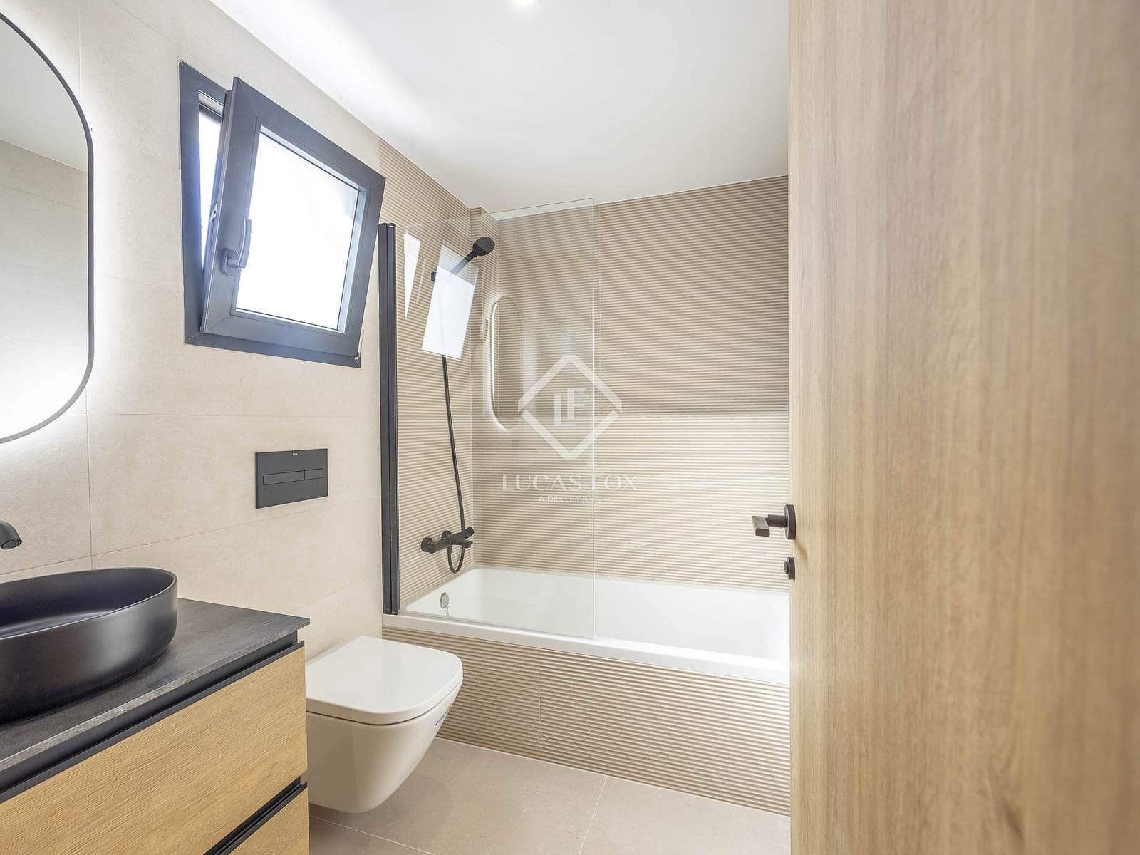 4 soverom Villa til salgs i San Antonio de Benageber med svømmebasseng garasje - € 795 000 (Ref: 9412646)