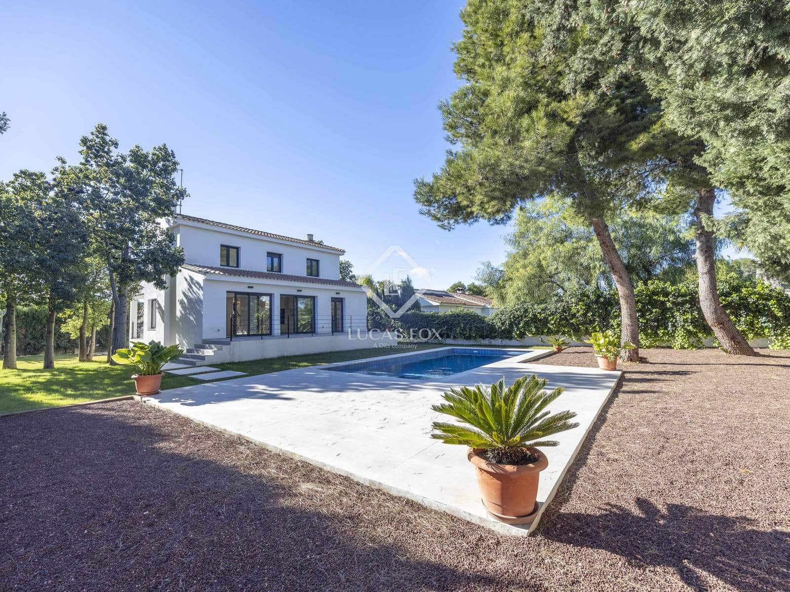 4 soverom Villa til salgs i San Antonio de Benageber med svømmebasseng garasje - € 795 000 (Ref: 9412646)