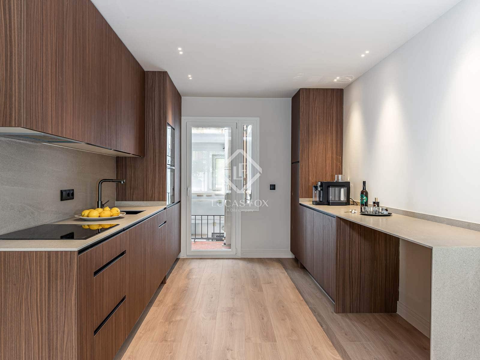 3 bedroom Apartment for sale in Madrid city - € 1,650,000 (Ref: 9412647)