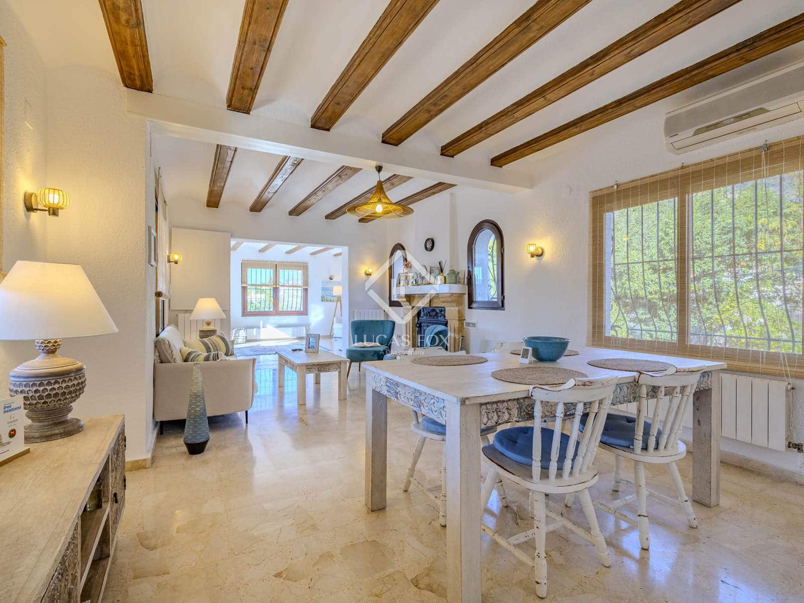 6 bedroom Villa for sale in Javea / Xabia with pool garage - € 1,200,000 (Ref: 9412807)