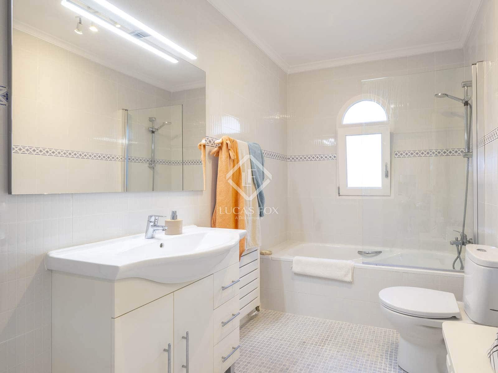 6 bedroom Villa for sale in Javea / Xabia with pool garage - € 1,200,000 (Ref: 9412807)