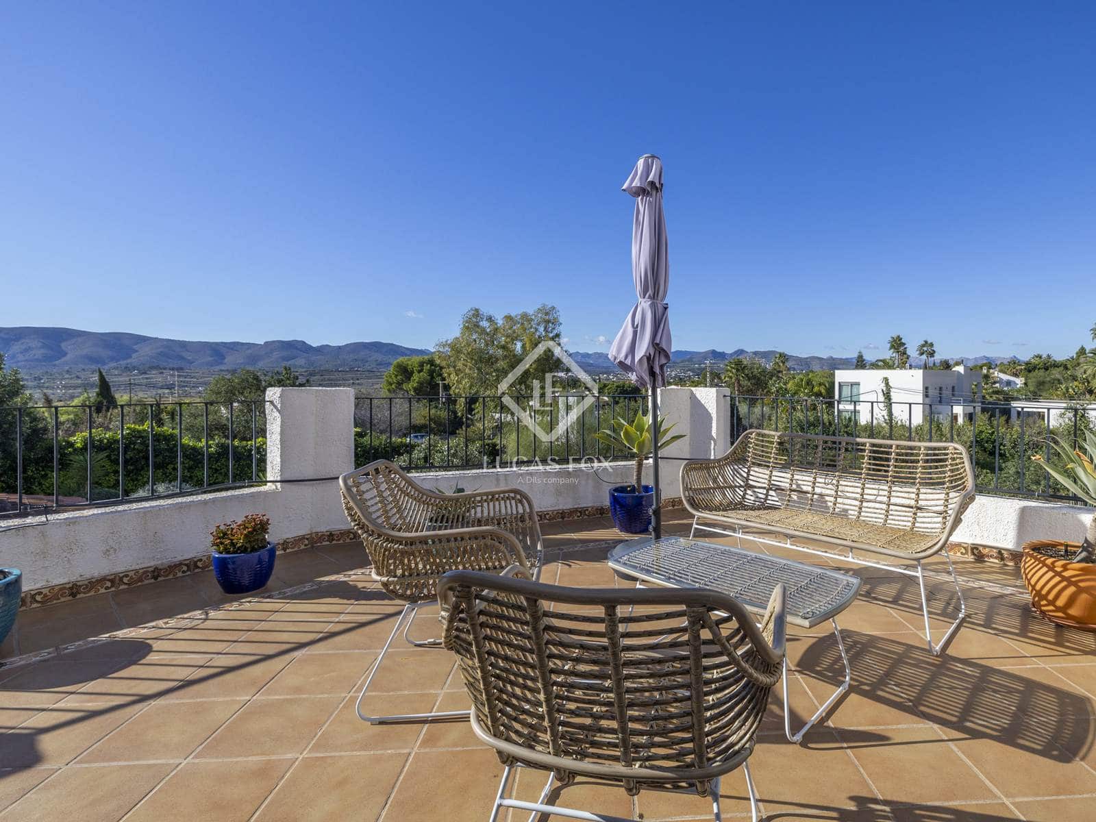 6 bedroom Villa for sale in Javea / Xabia with pool garage - € 1,200,000 (Ref: 9412807)