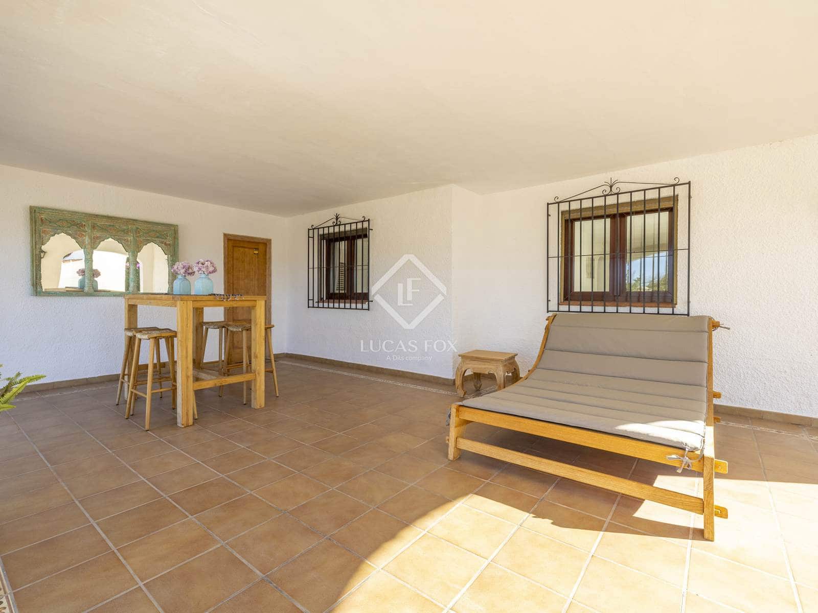 6 bedroom Villa for sale in Javea / Xabia with pool garage - € 1,200,000 (Ref: 9412807)