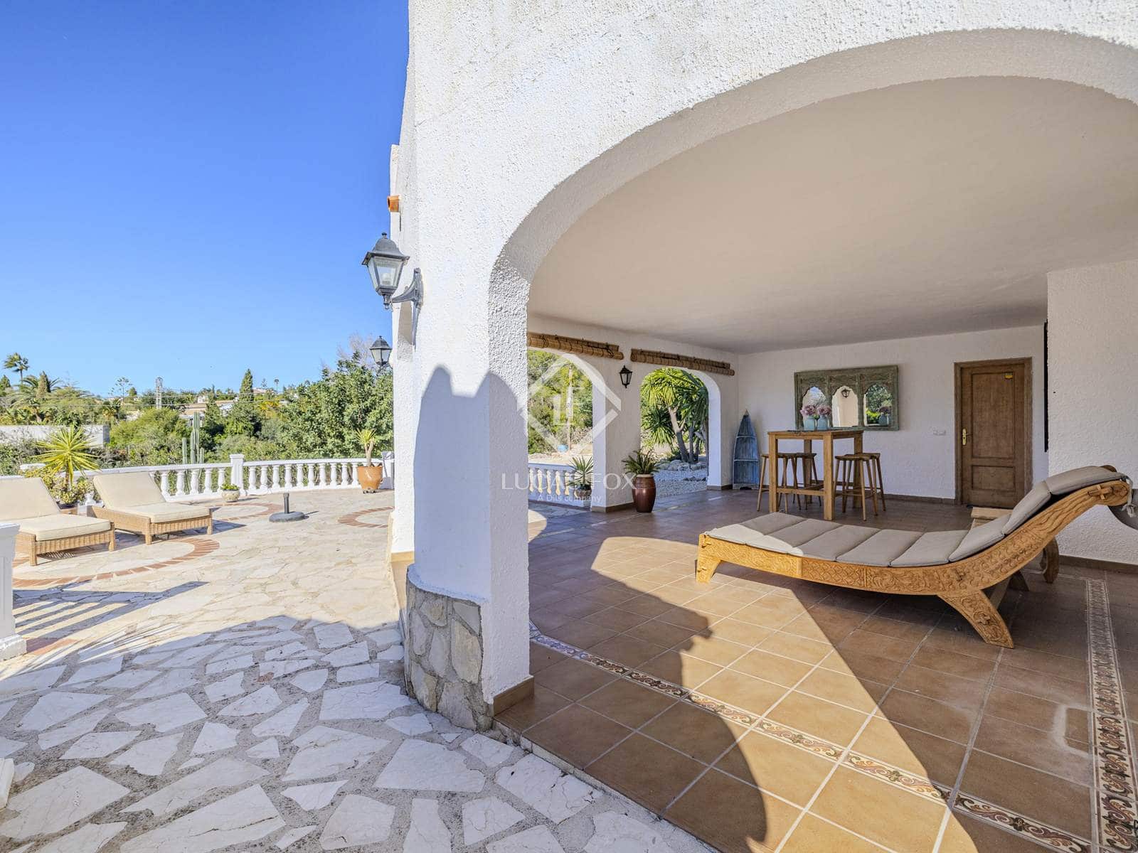 6 bedroom Villa for sale in Javea / Xabia with pool garage - € 1,200,000 (Ref: 9412807)