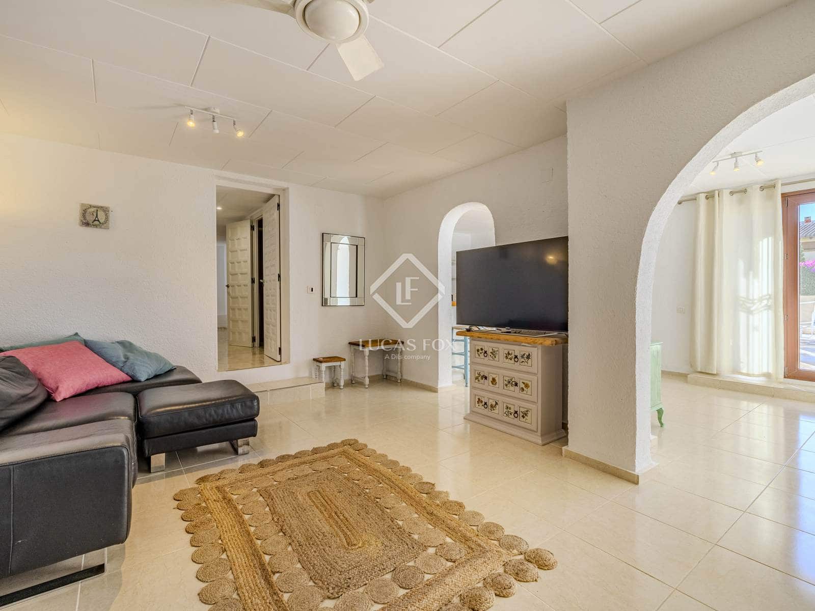 6 bedroom Villa for sale in Javea / Xabia with pool garage - € 1,200,000 (Ref: 9412807)