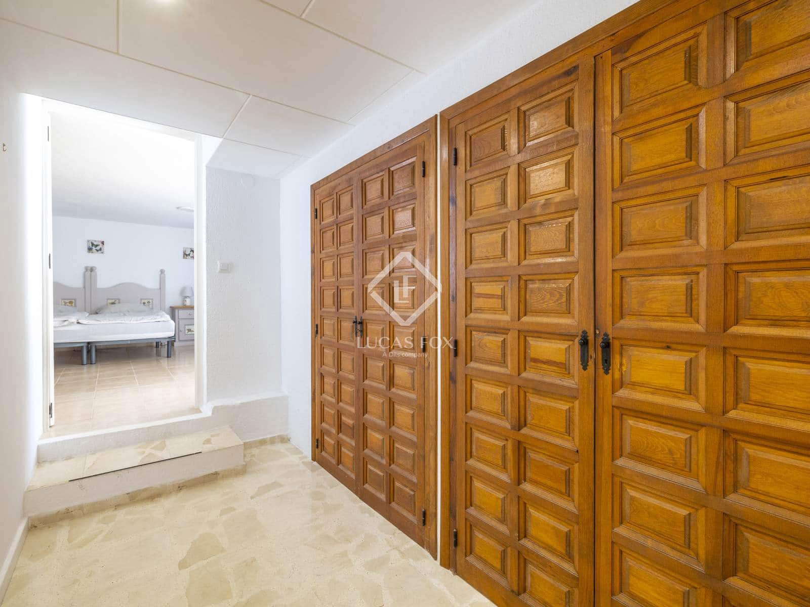 6 bedroom Villa for sale in Javea / Xabia with pool garage - € 1,200,000 (Ref: 9412807)