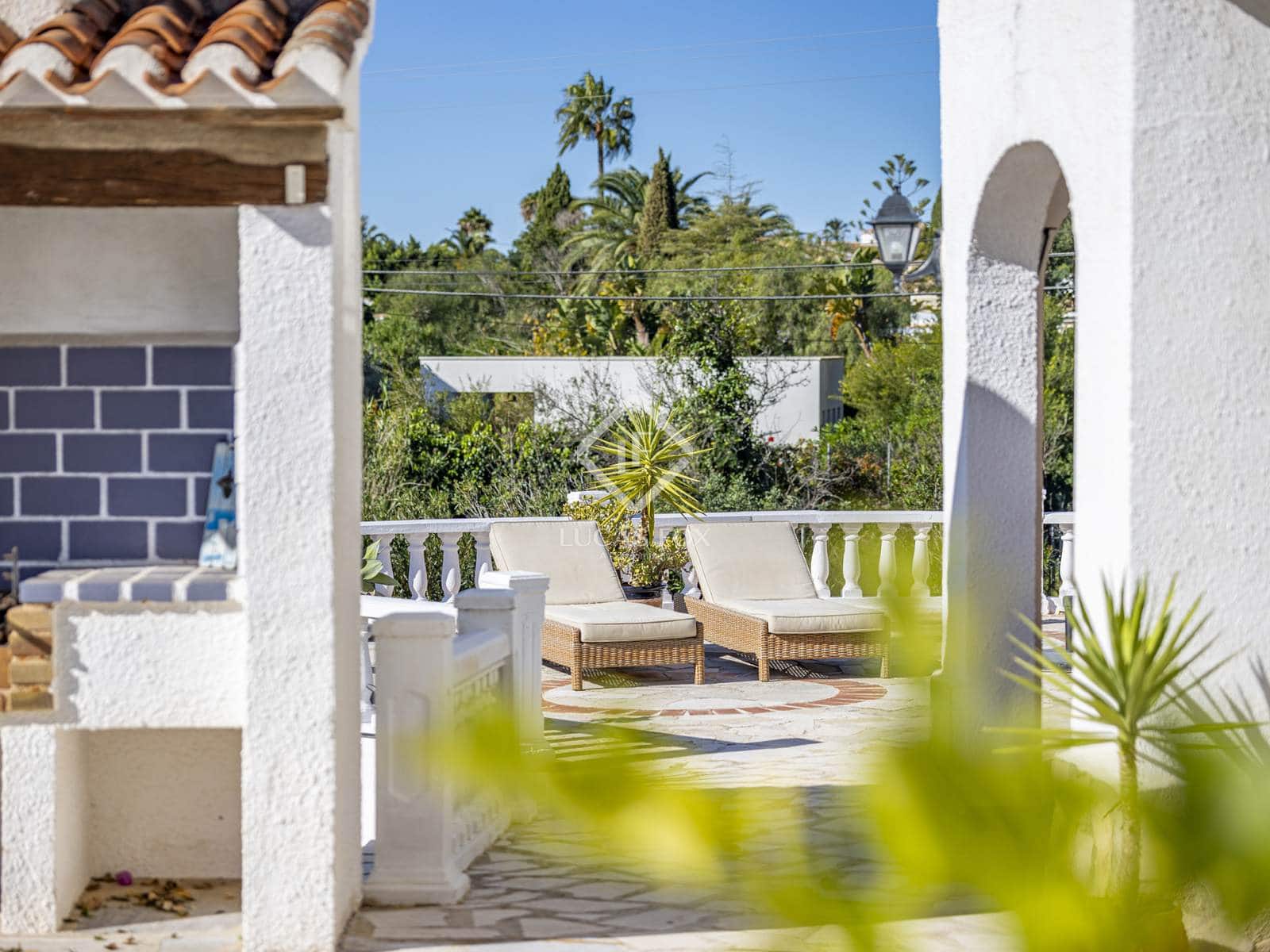 6 bedroom Villa for sale in Javea / Xabia with pool garage - € 1,200,000 (Ref: 9412807)