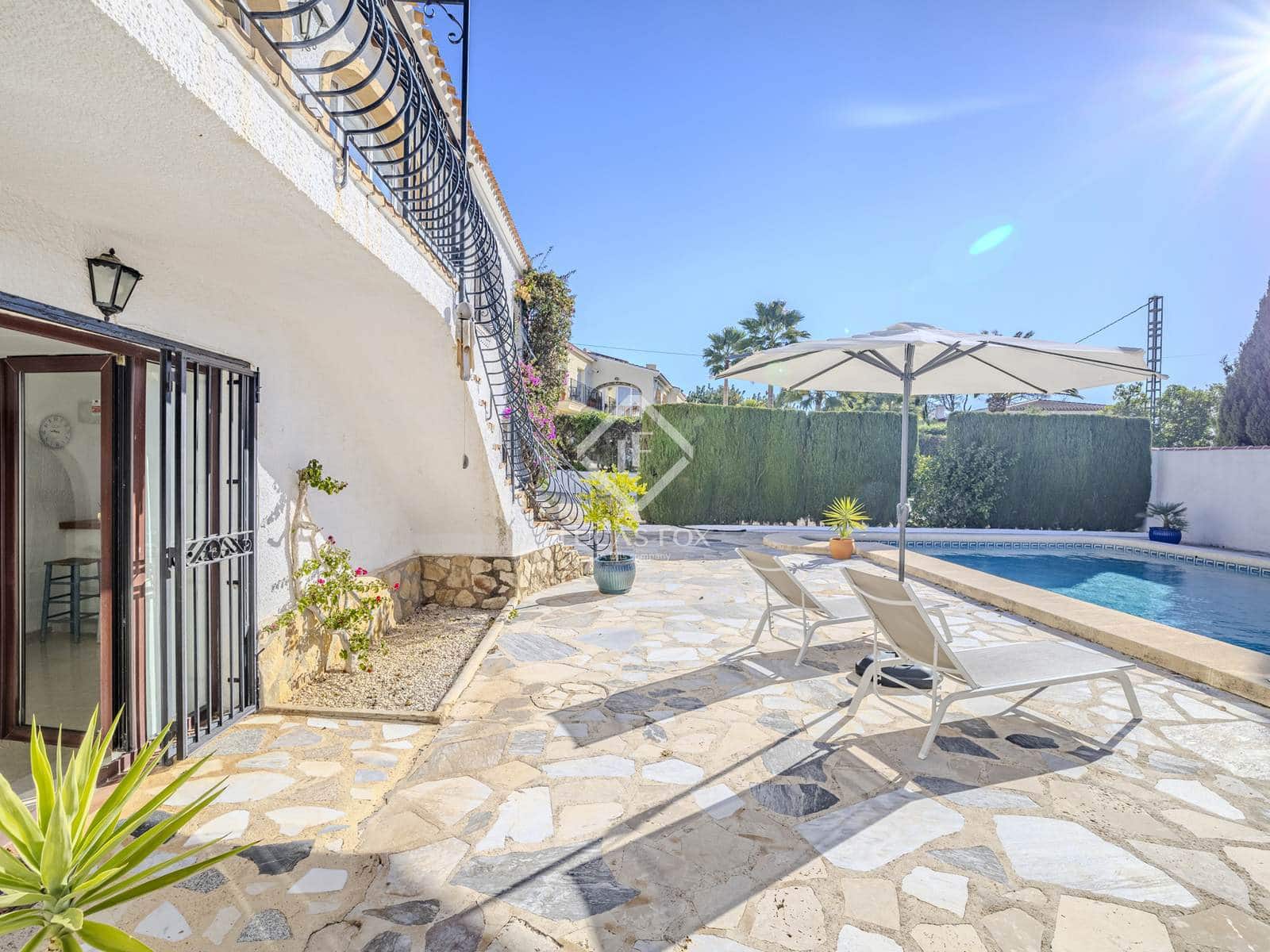 6 bedroom Villa for sale in Javea / Xabia with pool garage - € 1,200,000 (Ref: 9412807)
