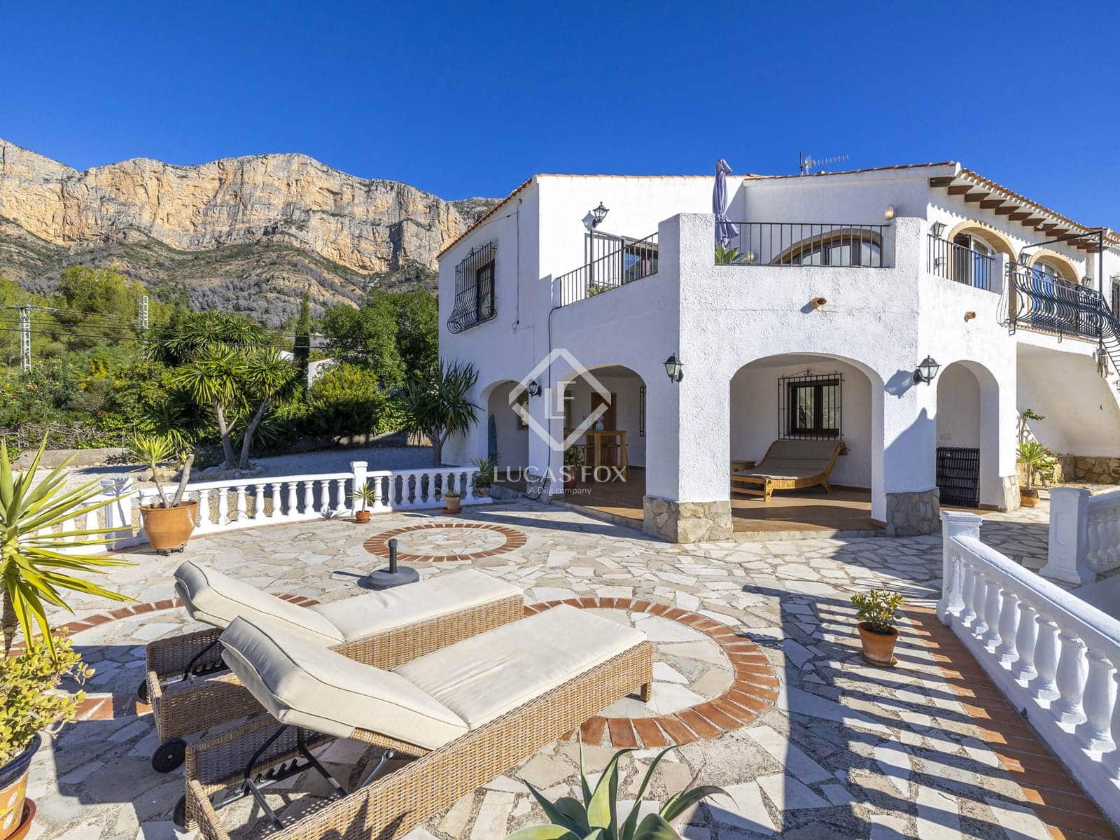 6 bedroom Villa for sale in Javea / Xabia with pool garage - € 1,200,000 (Ref: 9412807)