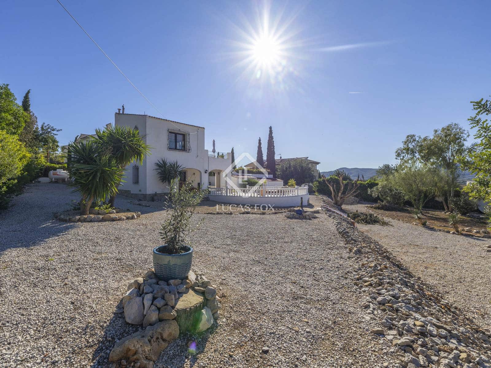 6 bedroom Villa for sale in Javea / Xabia with pool garage - € 1,200,000 (Ref: 9412807)