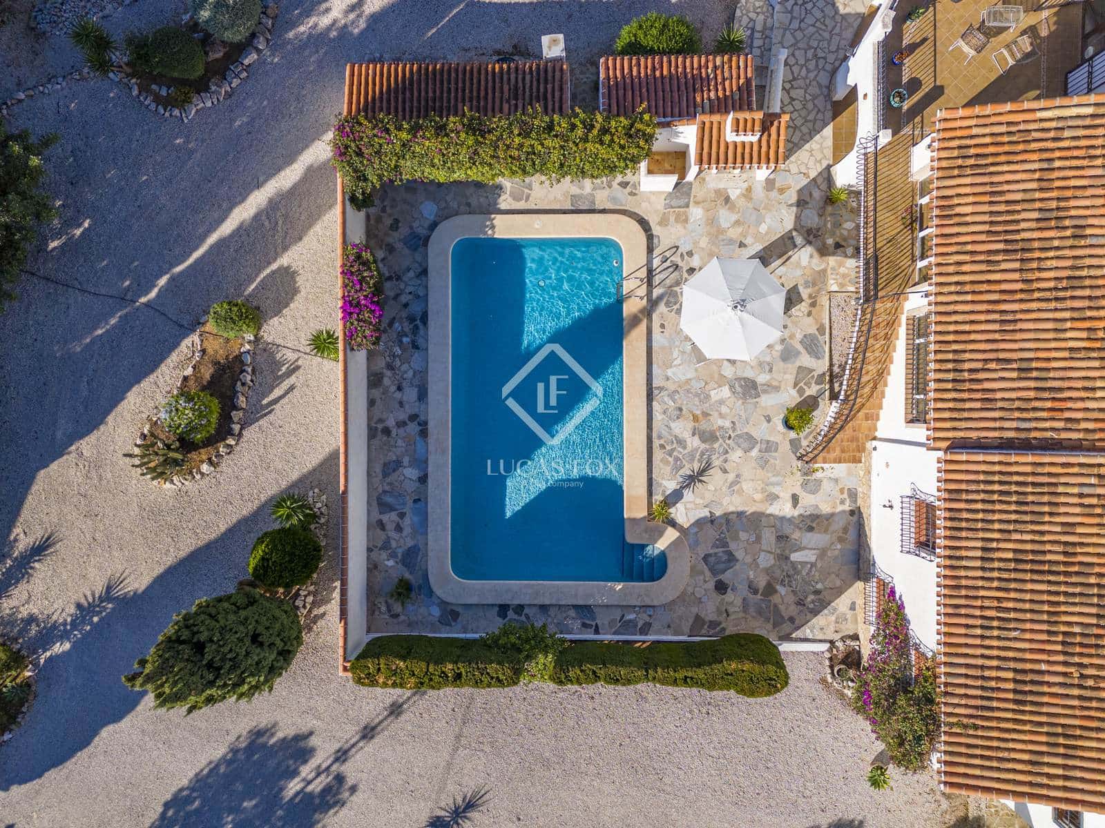 6 bedroom Villa for sale in Javea / Xabia with pool garage - € 1,200,000 (Ref: 9412807)