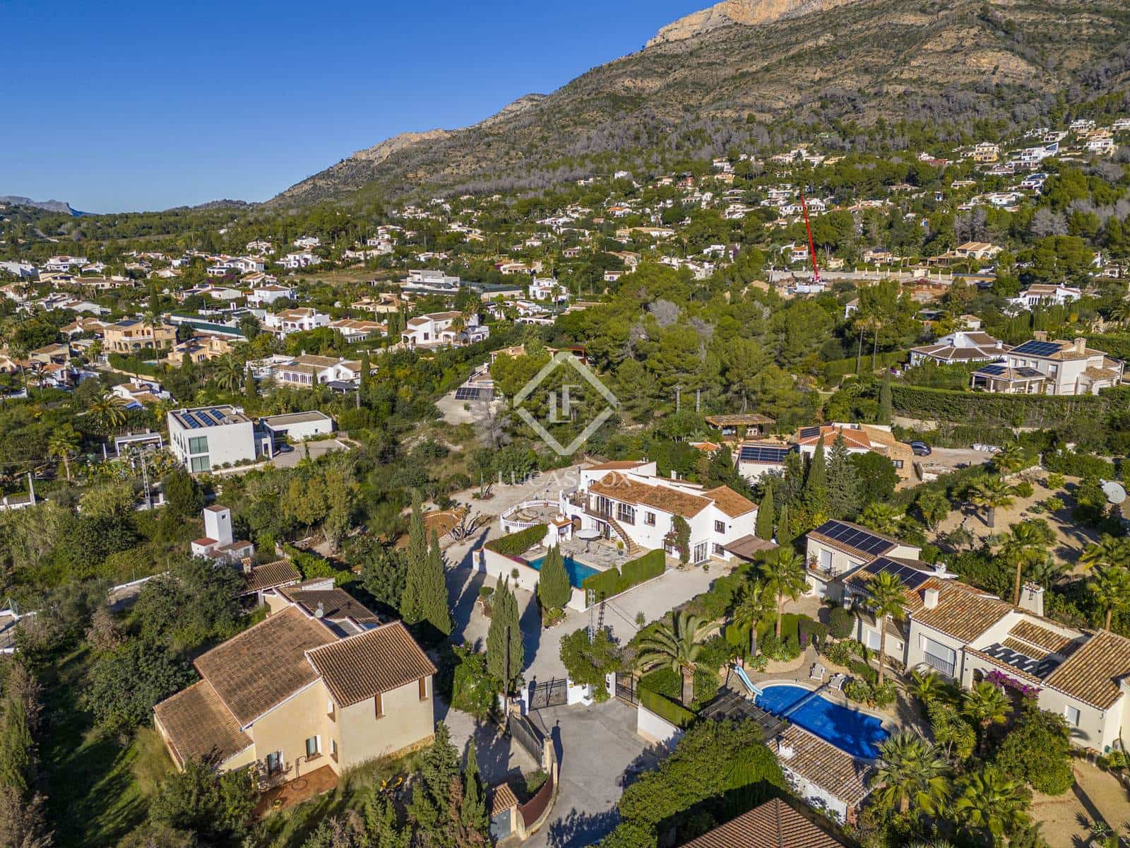 6 bedroom Villa for sale in Javea / Xabia with pool garage - € 1,200,000 (Ref: 9412807)