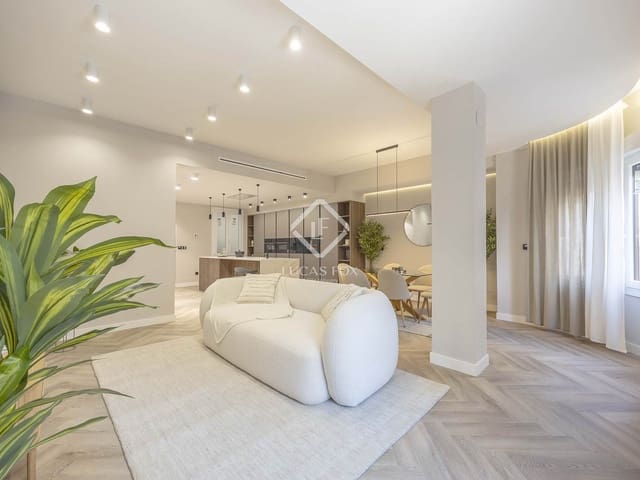 5 slaapkamer Appartement te koop in Valencia stad - € 990.000 (Ref: 9414917)