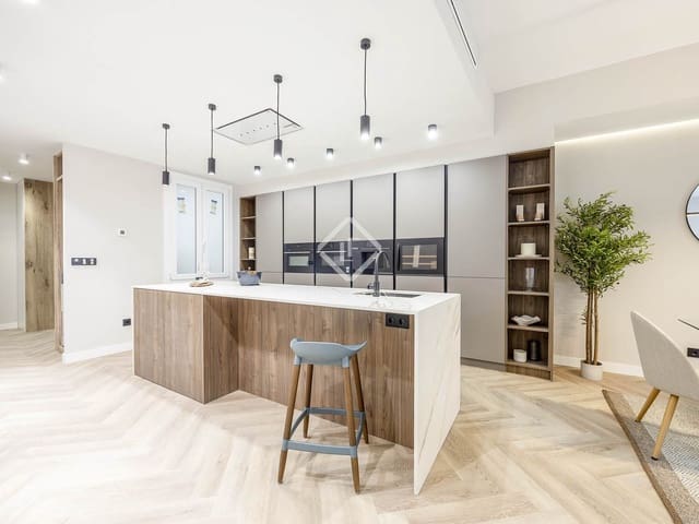 5 slaapkamer Appartement te koop in Valencia stad - € 990.000 (Ref: 9414917)