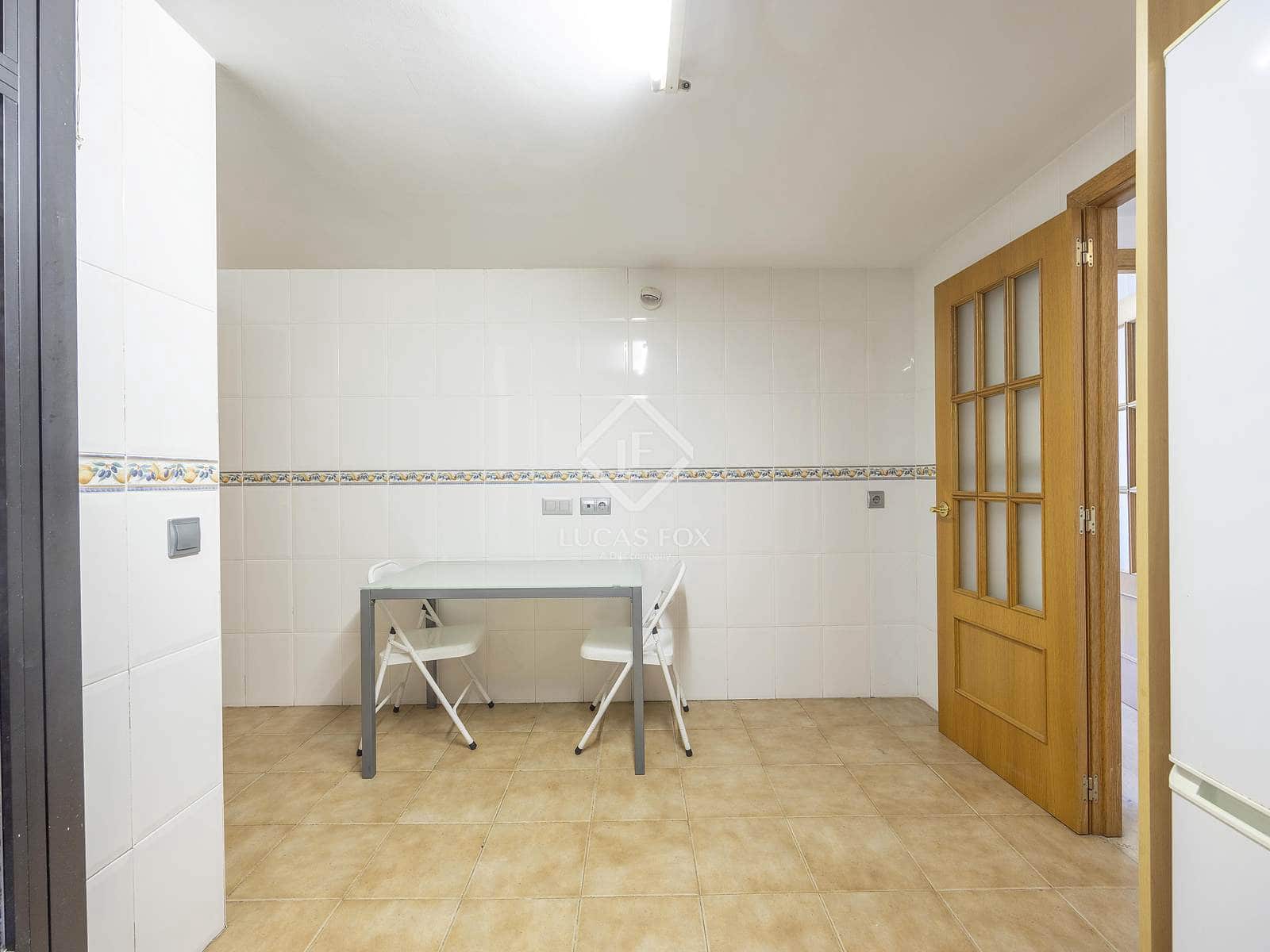 3 soverom Penthouse til leie i Valencia by med svømmebasseng garasje - € 2 700 (Ref: 9415237)