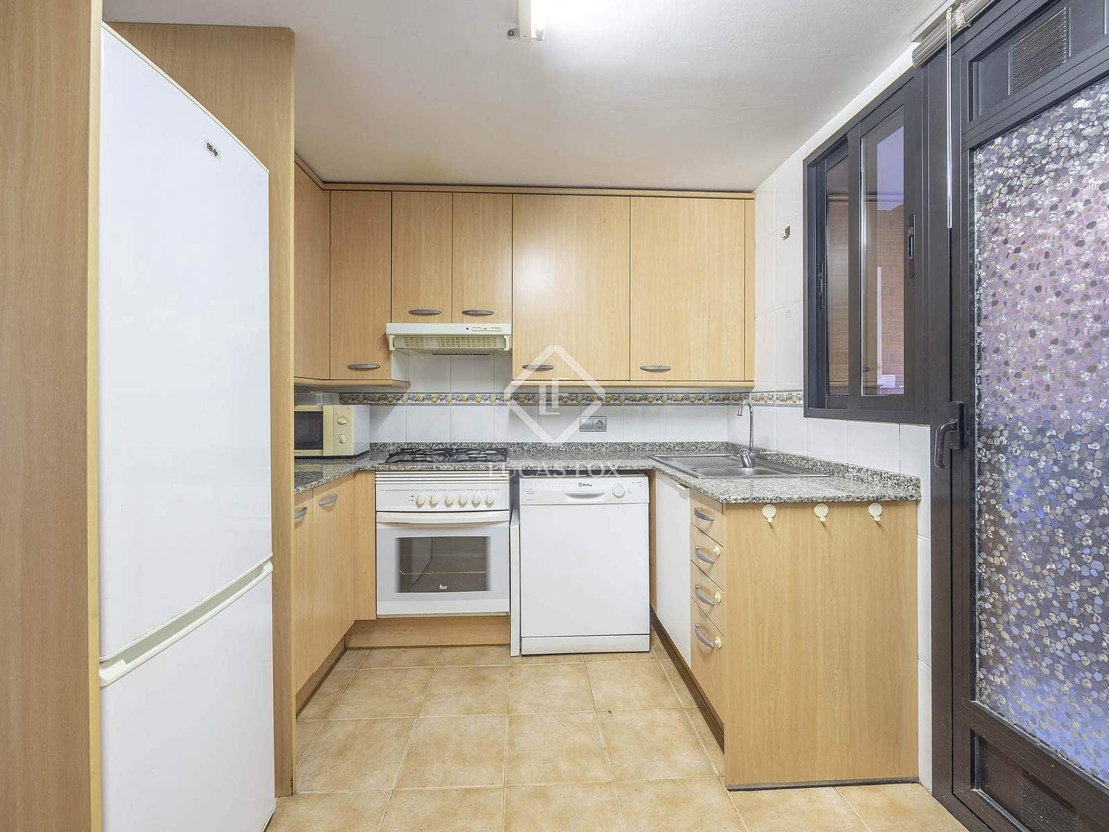 3 soverom Penthouse til leie i Valencia by med svømmebasseng garasje - € 2 700 (Ref: 9415237)
