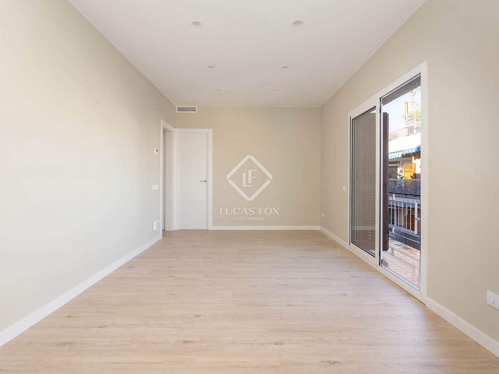 3 slaapkamer Appartement te koop in Barcelona stad - € 450.000 (Ref: 9418814)