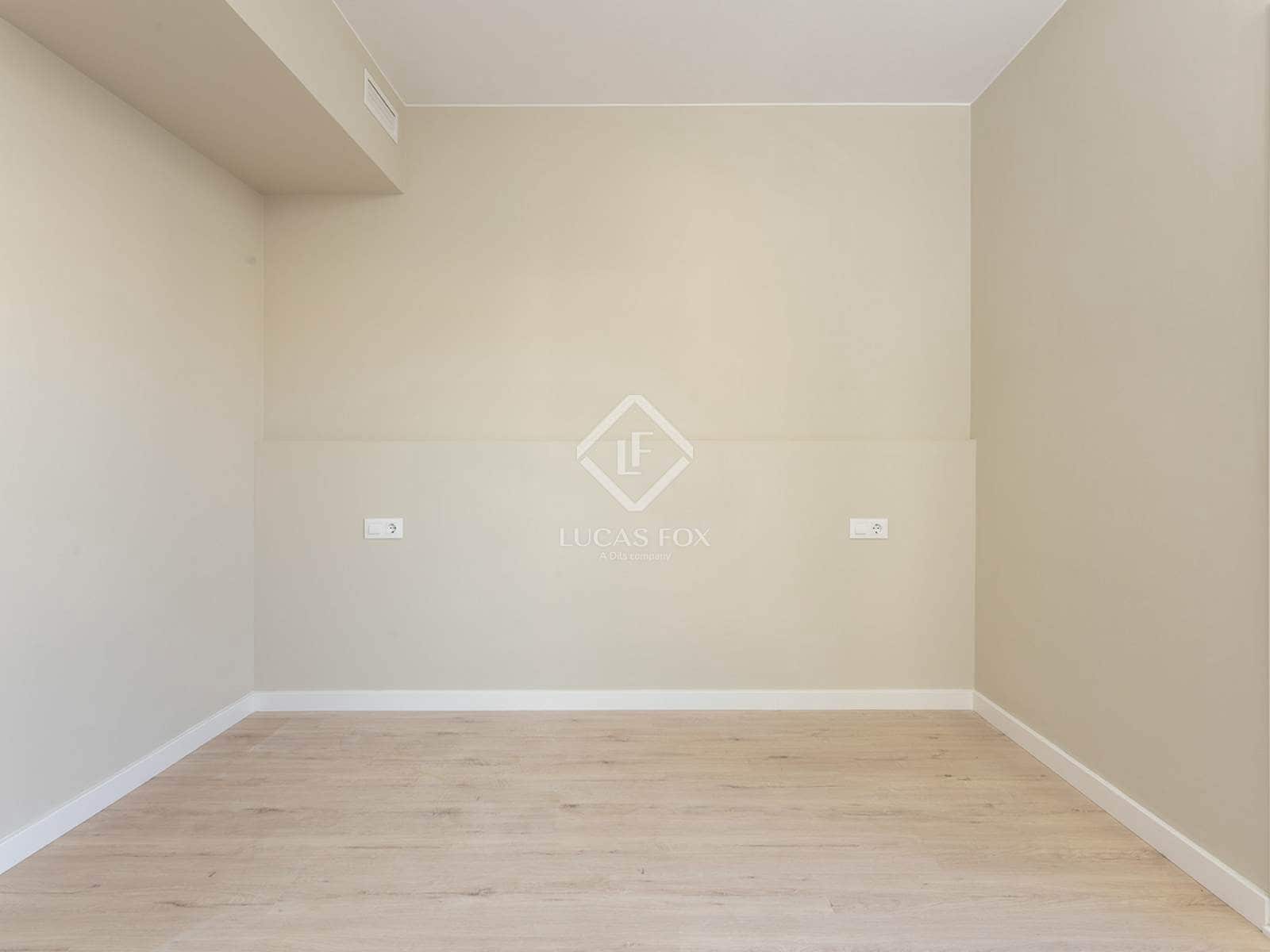 3 slaapkamer Appartement te koop in Barcelona stad - € 450.000 (Ref: 9418814)