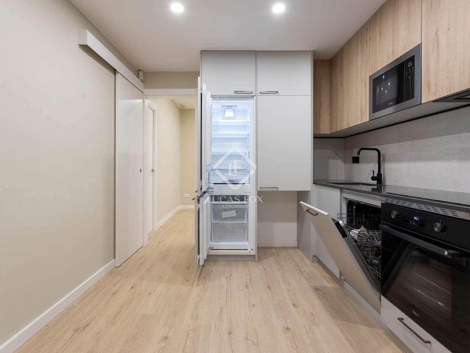 3 slaapkamer Appartement te koop in Barcelona stad - € 450.000 (Ref: 9418814)