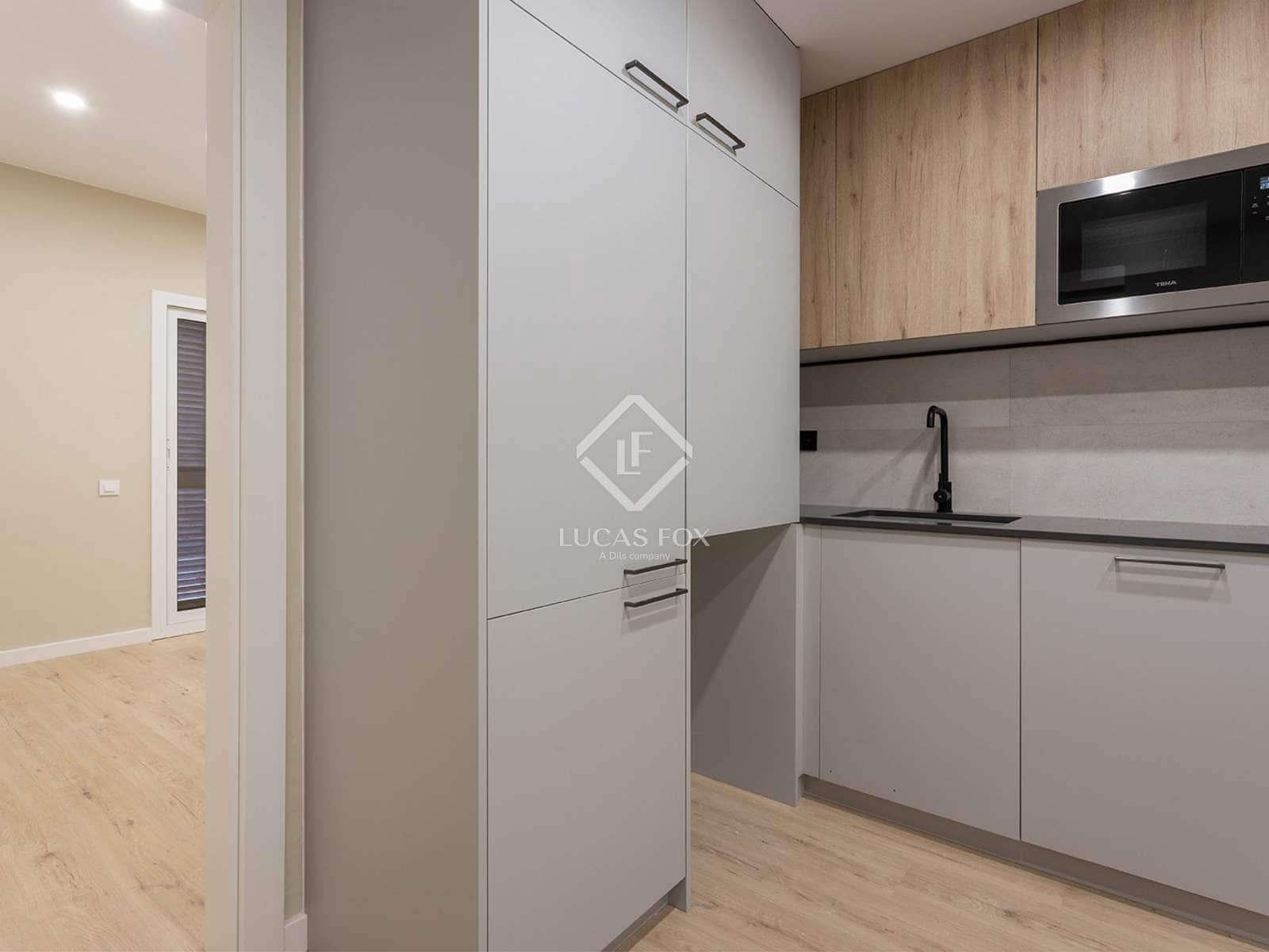 3 slaapkamer Appartement te koop in Barcelona stad - € 450.000 (Ref: 9418814)