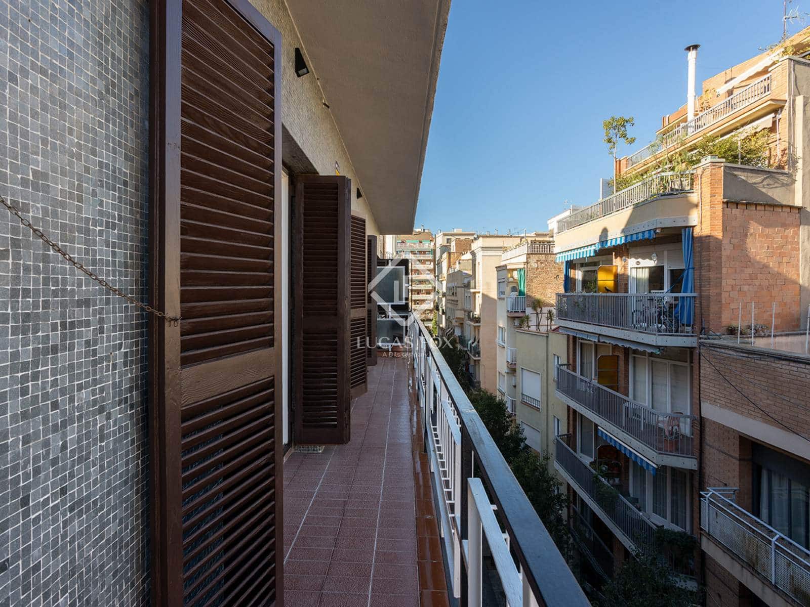 3 slaapkamer Appartement te koop in Barcelona stad - € 450.000 (Ref: 9418814)