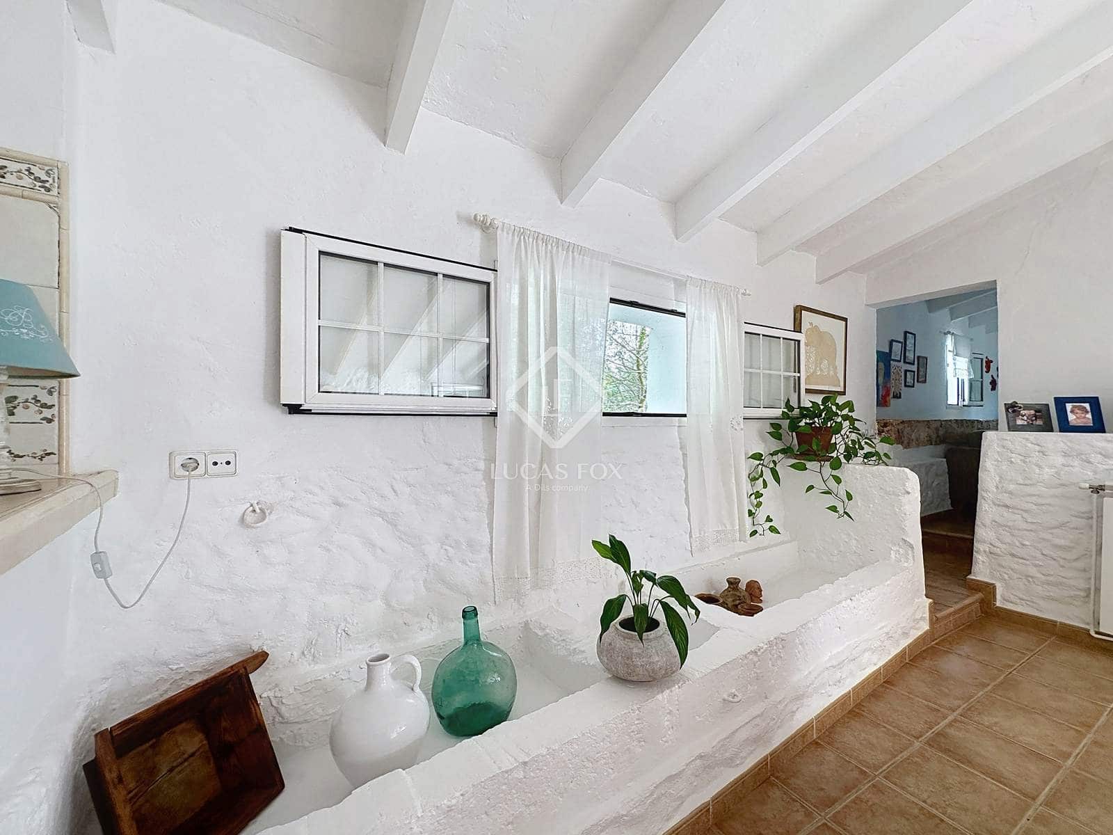 7 slaapkamer Finca/Landhuis te koop in Mahon / Mao met zwembad garage - € 2.400.000 (Ref: 9418816)