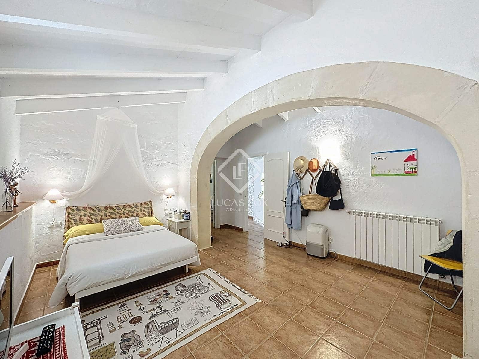 7 slaapkamer Finca/Landhuis te koop in Mahon / Mao met zwembad garage - € 2.400.000 (Ref: 9418816)