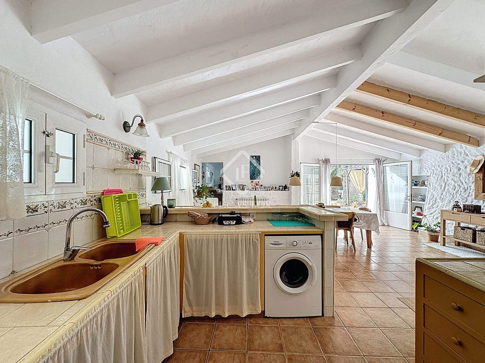 7 slaapkamer Finca/Landhuis te koop in Mahon / Mao met zwembad garage - € 2.400.000 (Ref: 9418816)