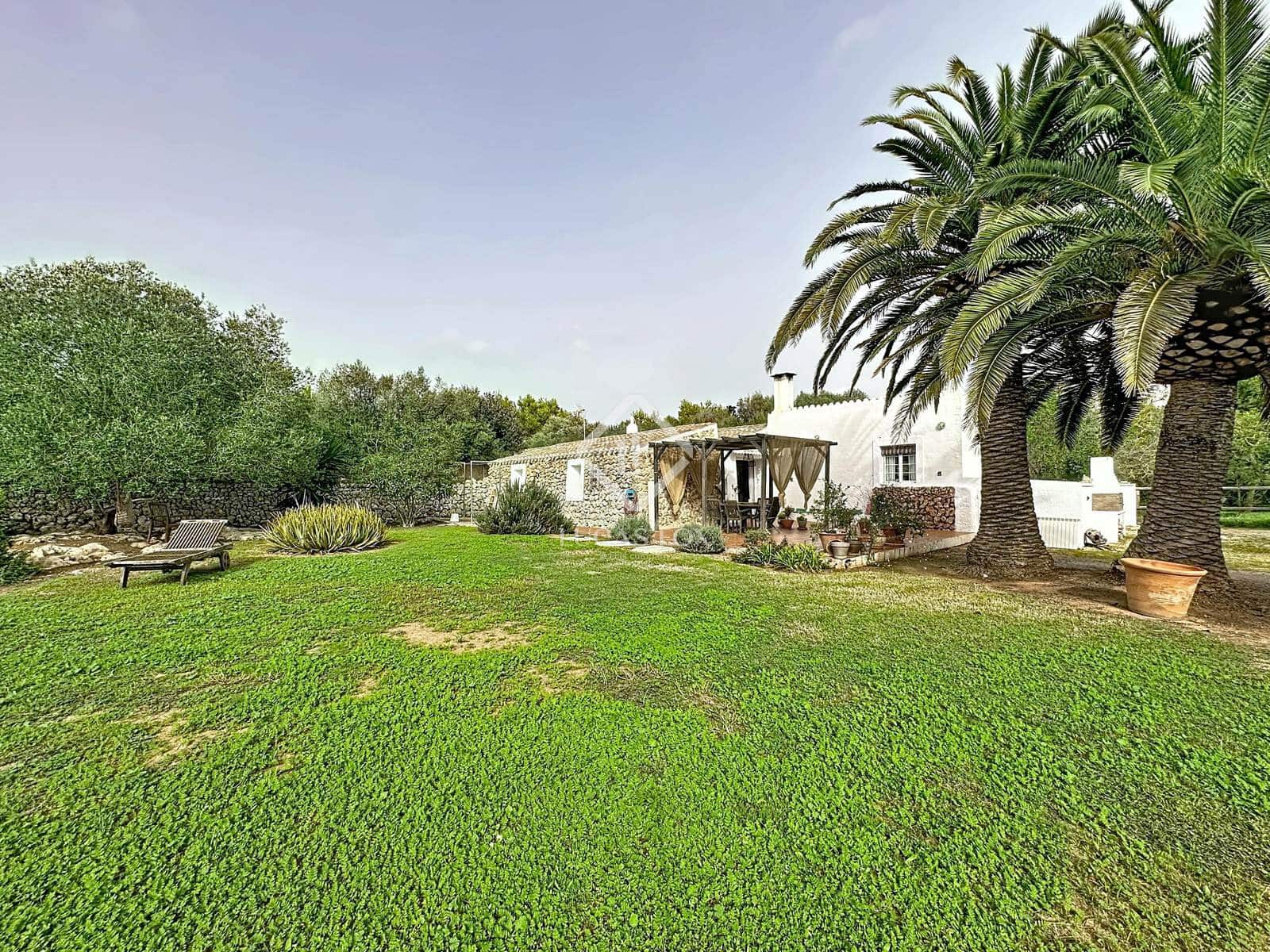 7 slaapkamer Finca/Landhuis te koop in Mahon / Mao met zwembad garage - € 2.400.000 (Ref: 9418816)