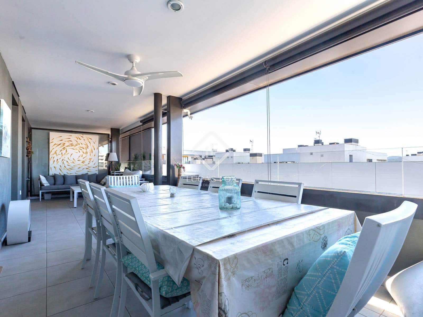 4 makuuhuone Huoneisto myytävänä paikassa Sant Just Desvern mukana uima-altaan 
autotalli - 849 000 € (Ref: 9418817)