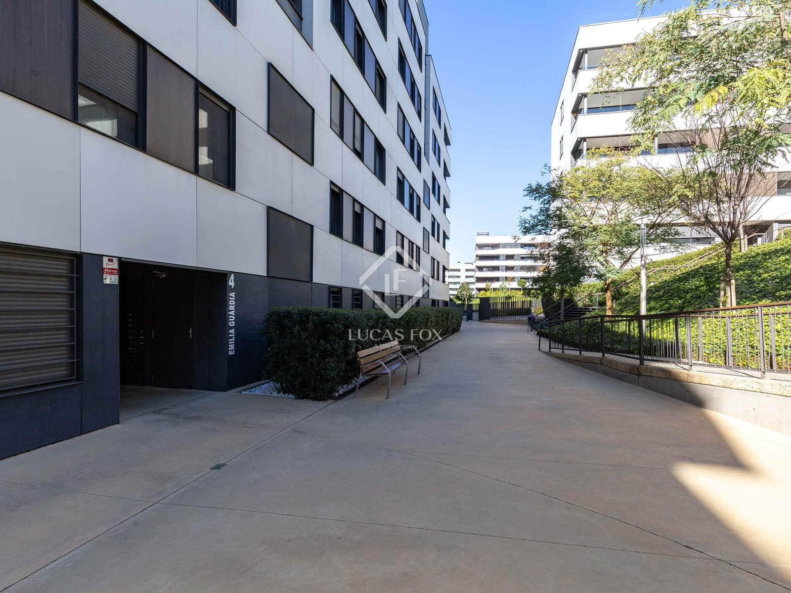 4 makuuhuone Huoneisto myytävänä paikassa Sant Just Desvern mukana uima-altaan 
autotalli - 849 000 € (Ref: 9418817)